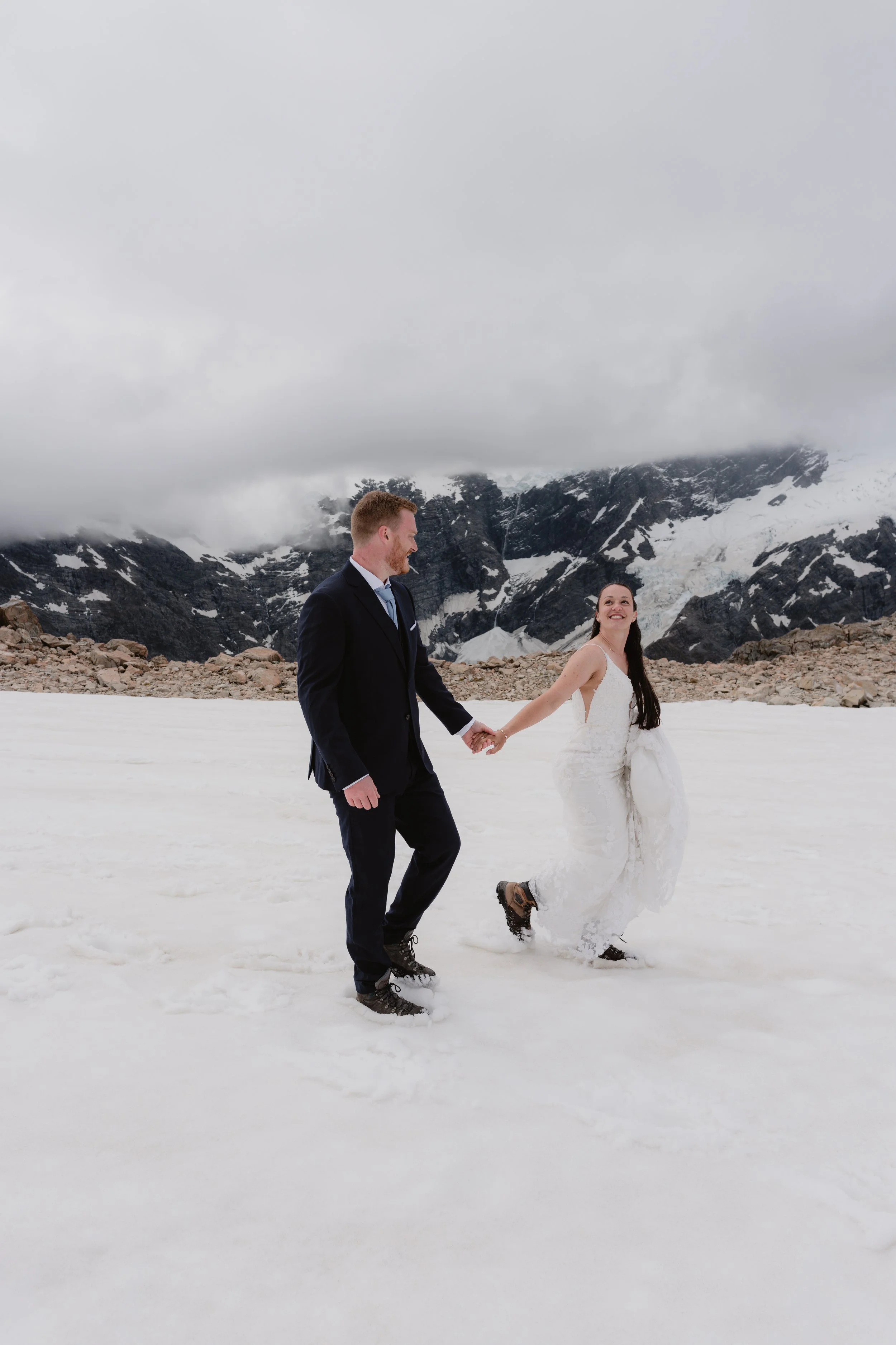 Victoria & Dylan - Mueller Hut-86.jpg