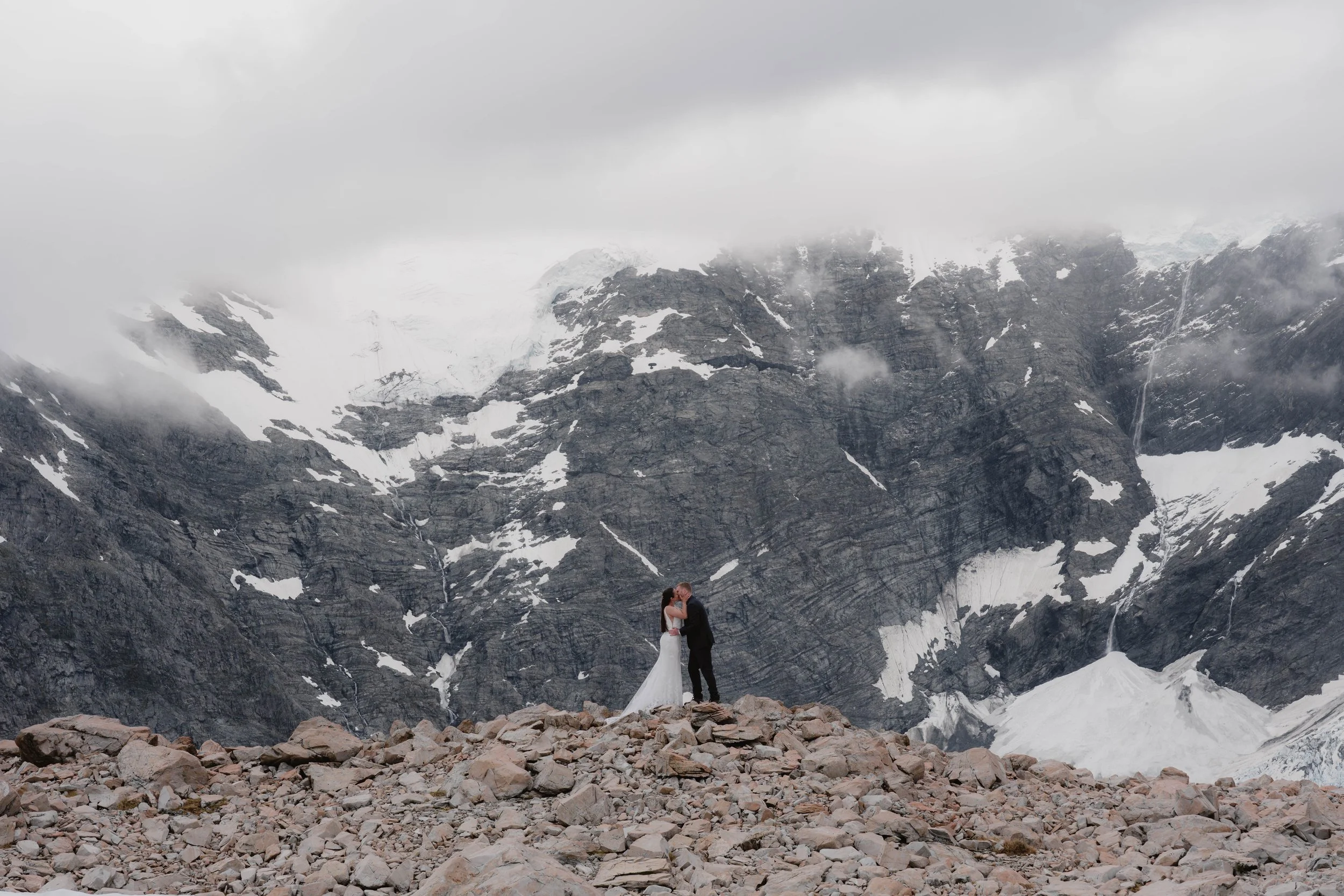 Victoria & Dylan - Mueller Hut-259.jpg