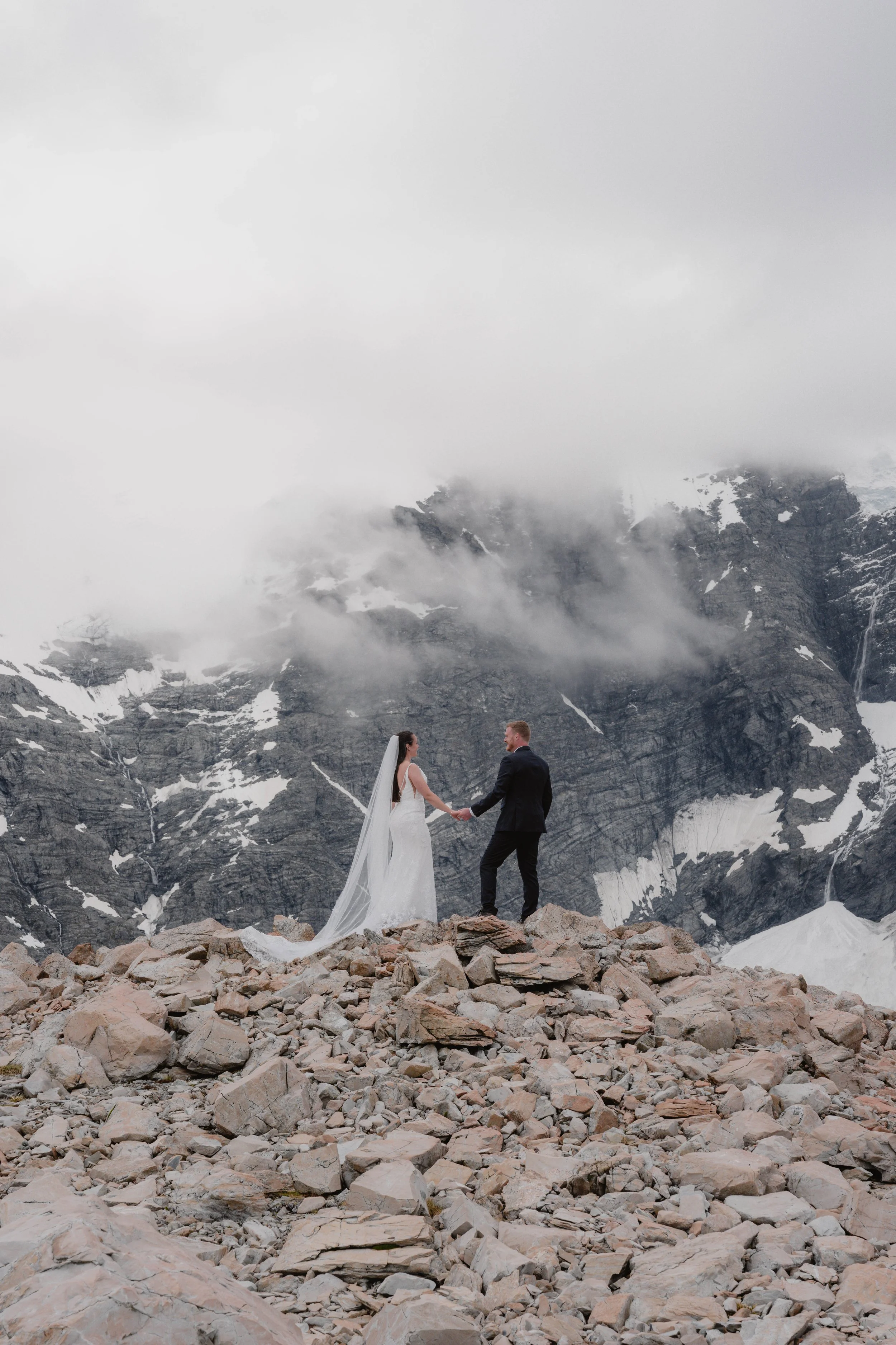 Victoria & Dylan - Mueller Hut-273.jpg