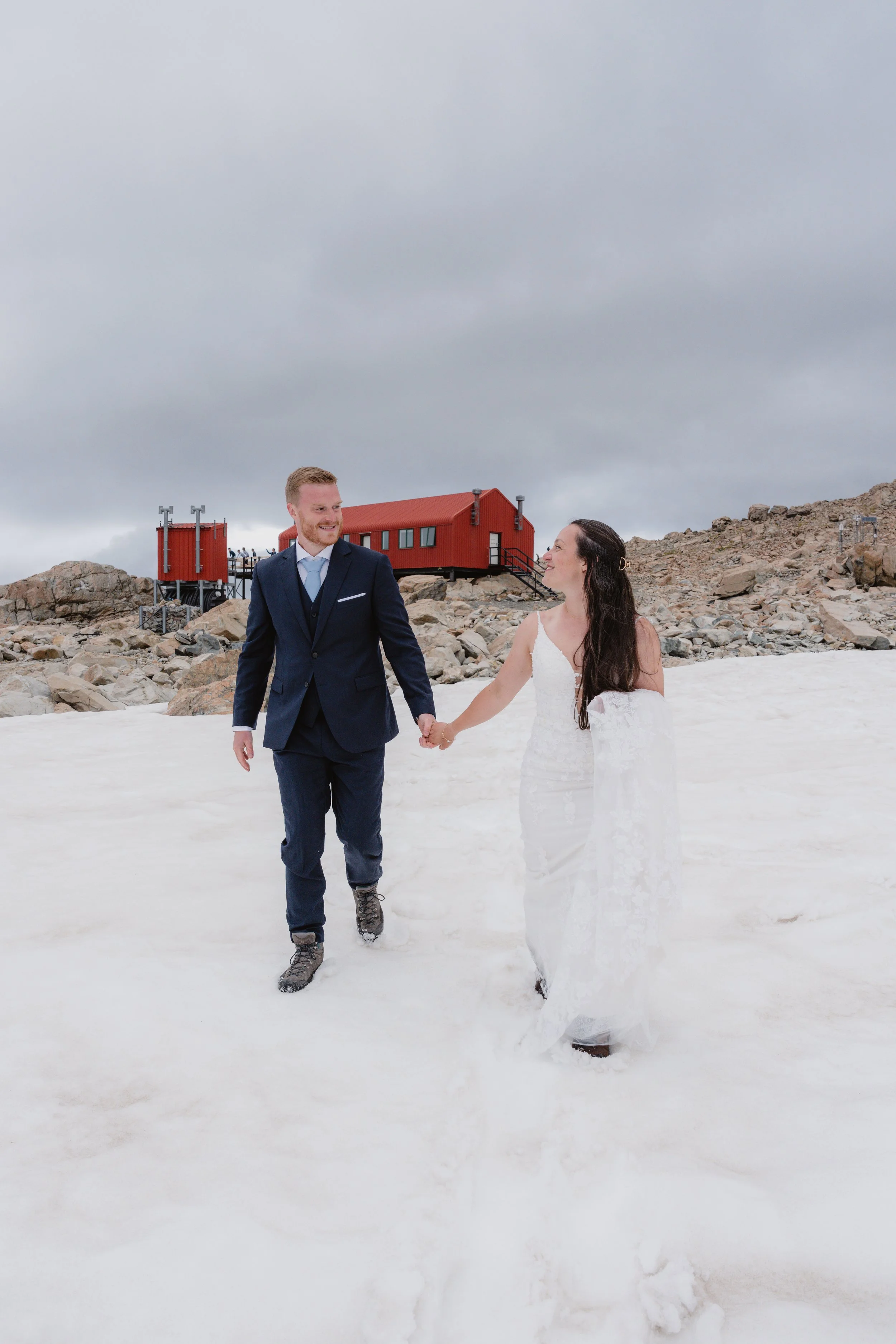 Victoria & Dylan - Mueller Hut-229.jpg