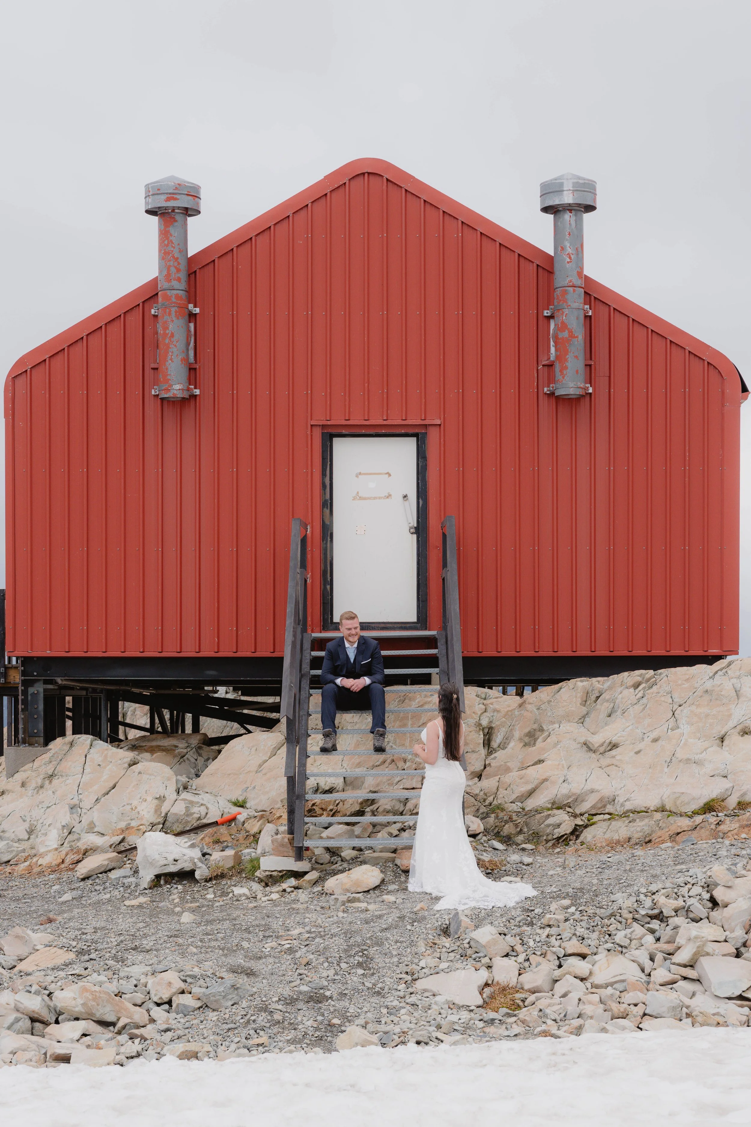 Victoria & Dylan - Mueller Hut-206.jpg