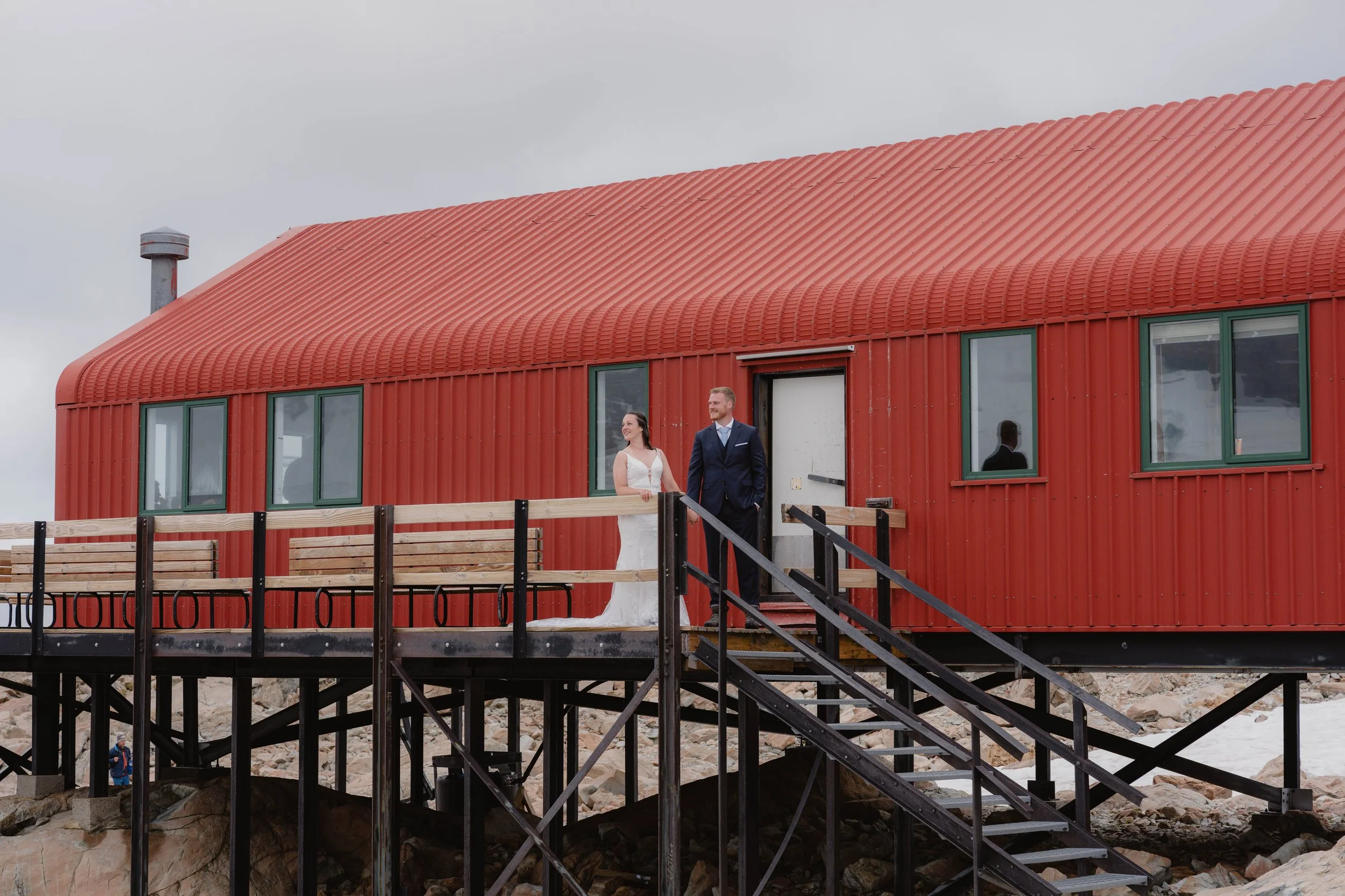 Victoria & Dylan - Mueller Hut-199.jpg