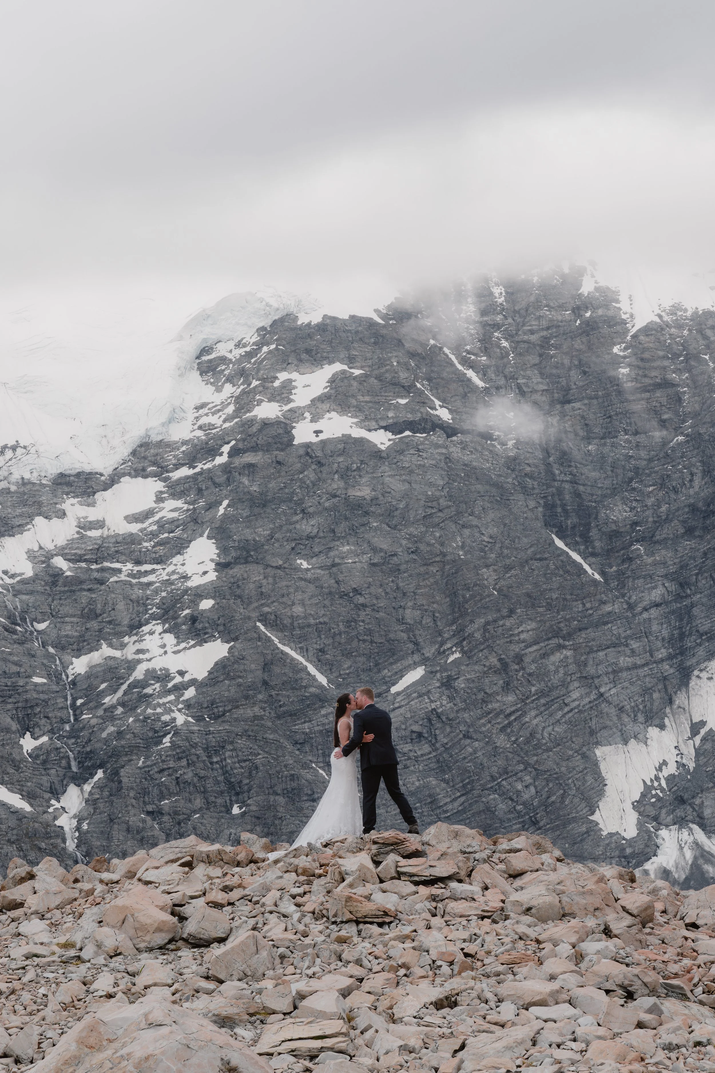 Victoria & Dylan - Mueller Hut-263.jpg