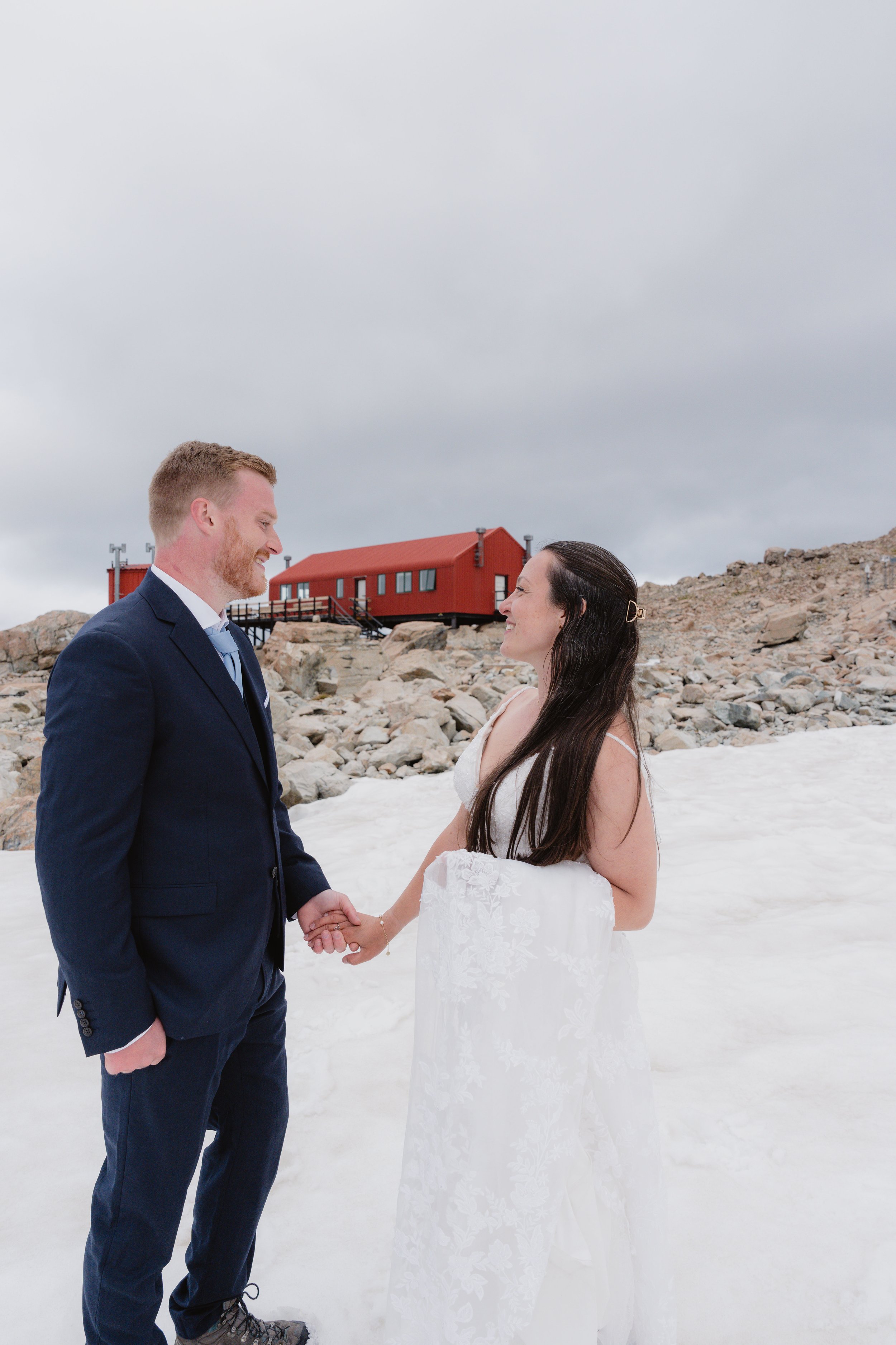 Victoria & Dylan - Mueller Hut-224.jpg