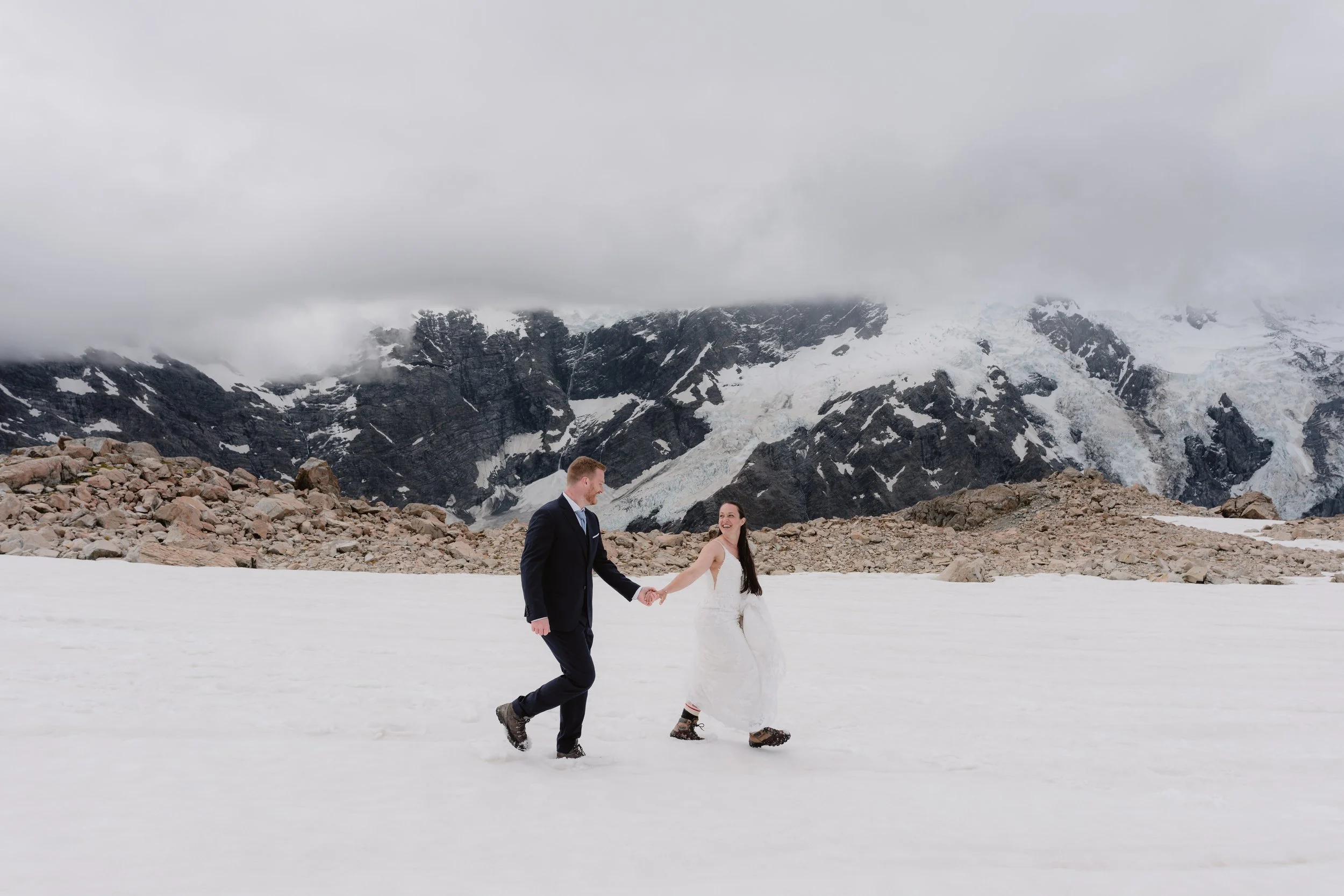 Victoria & Dylan - Mueller Hut-80.jpg