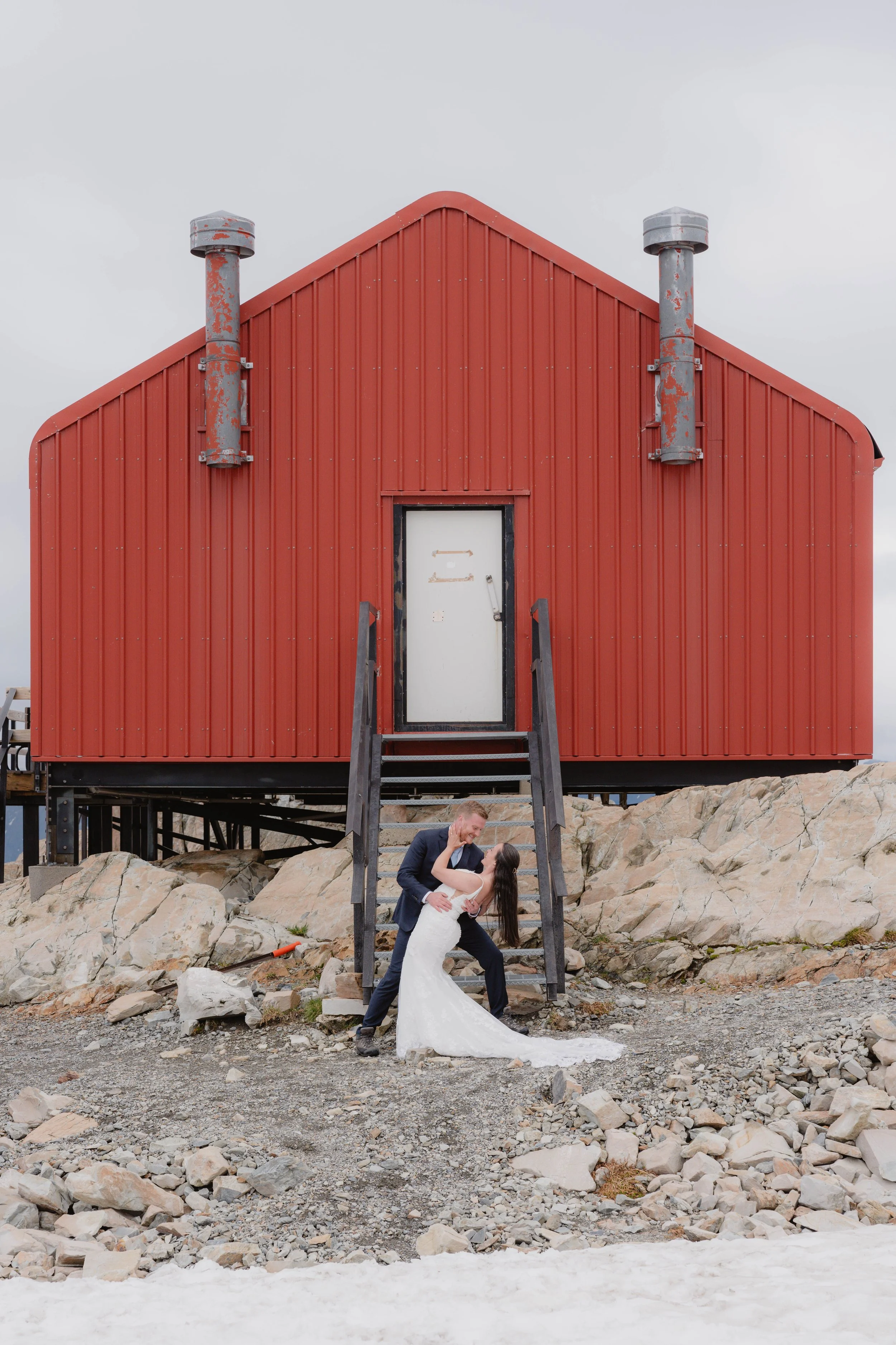 Victoria & Dylan - Mueller Hut-212.jpg