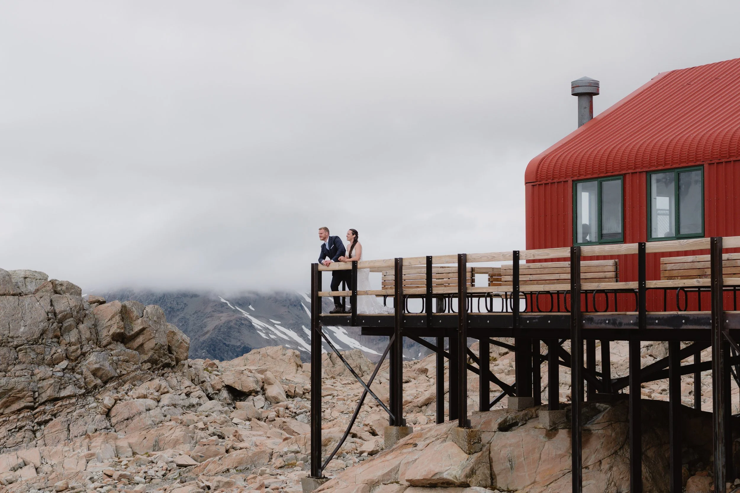 Victoria & Dylan - Mueller Hut-185.jpg