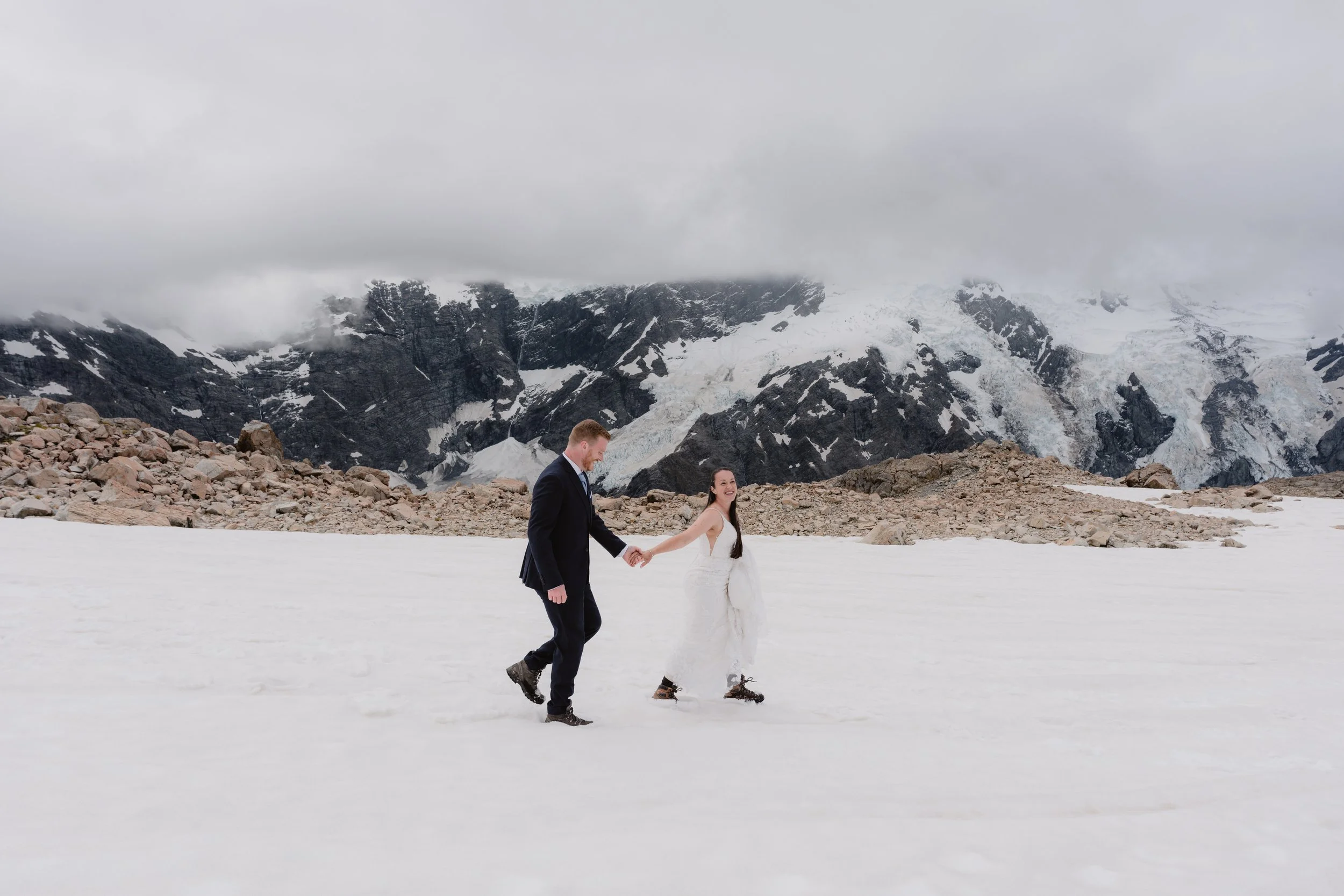 Victoria & Dylan - Mueller Hut-81.jpg