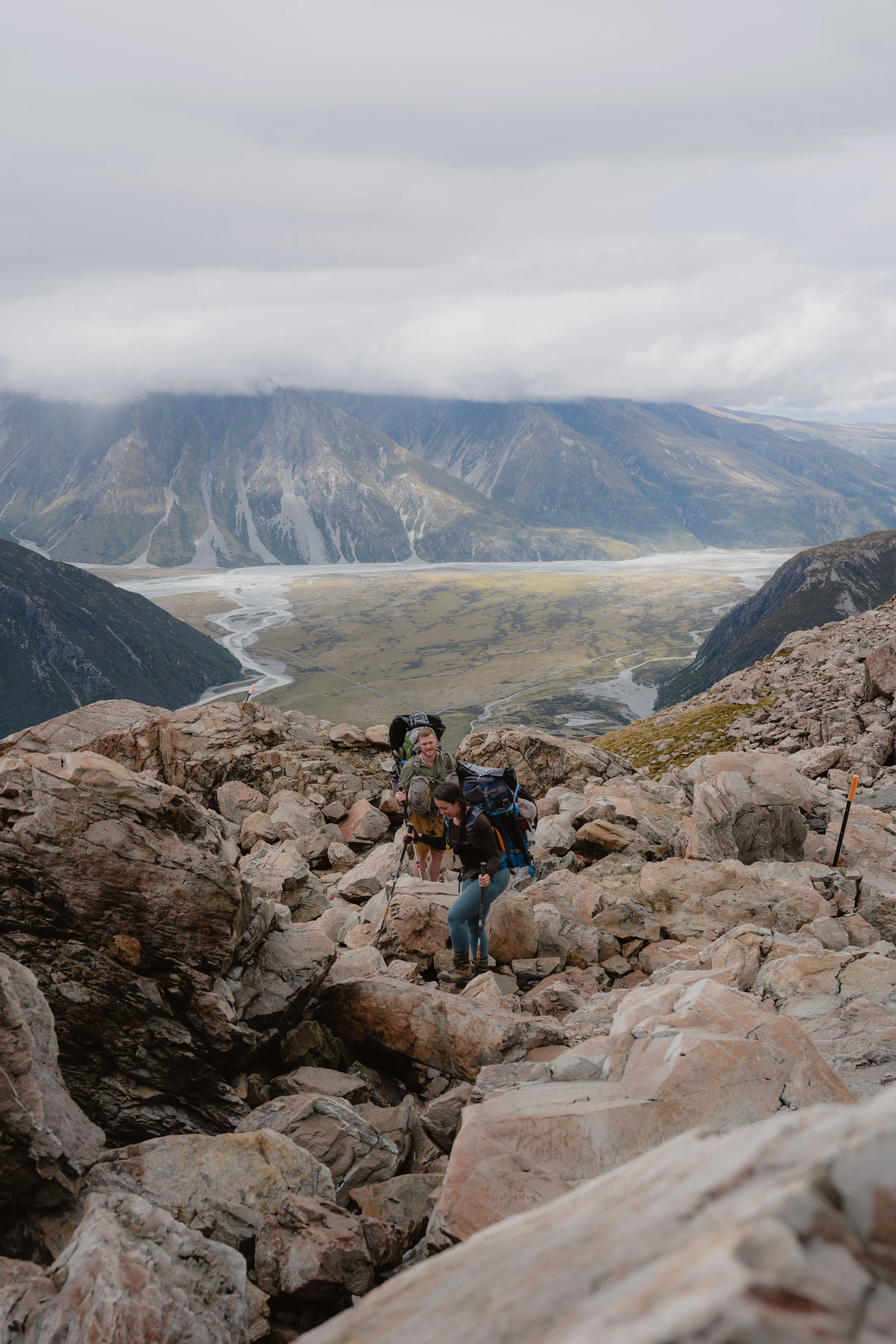 Victoria & Dylan - Mueller Hut-10.jpg