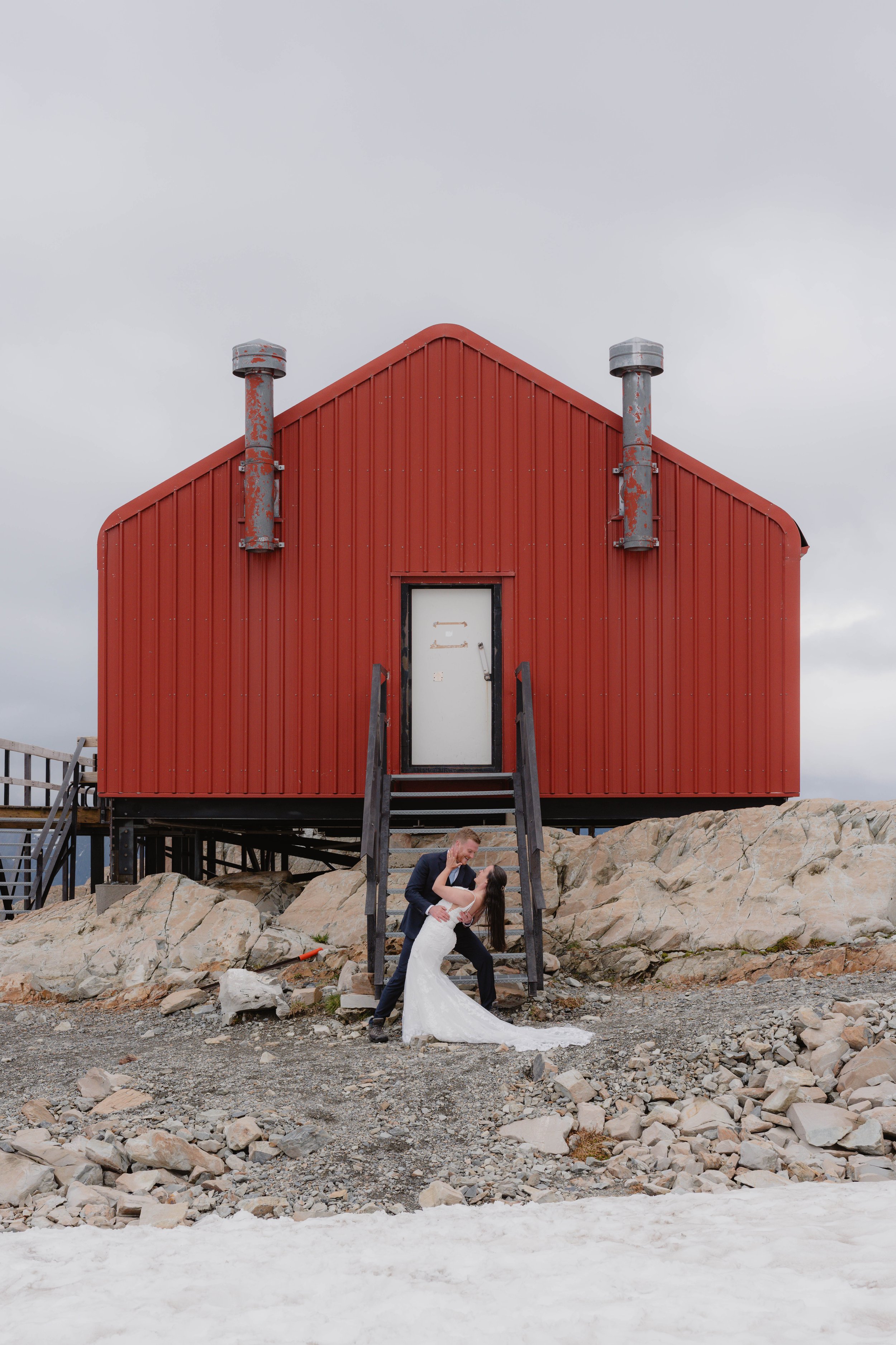 Victoria & Dylan - Mueller Hut-210.jpg