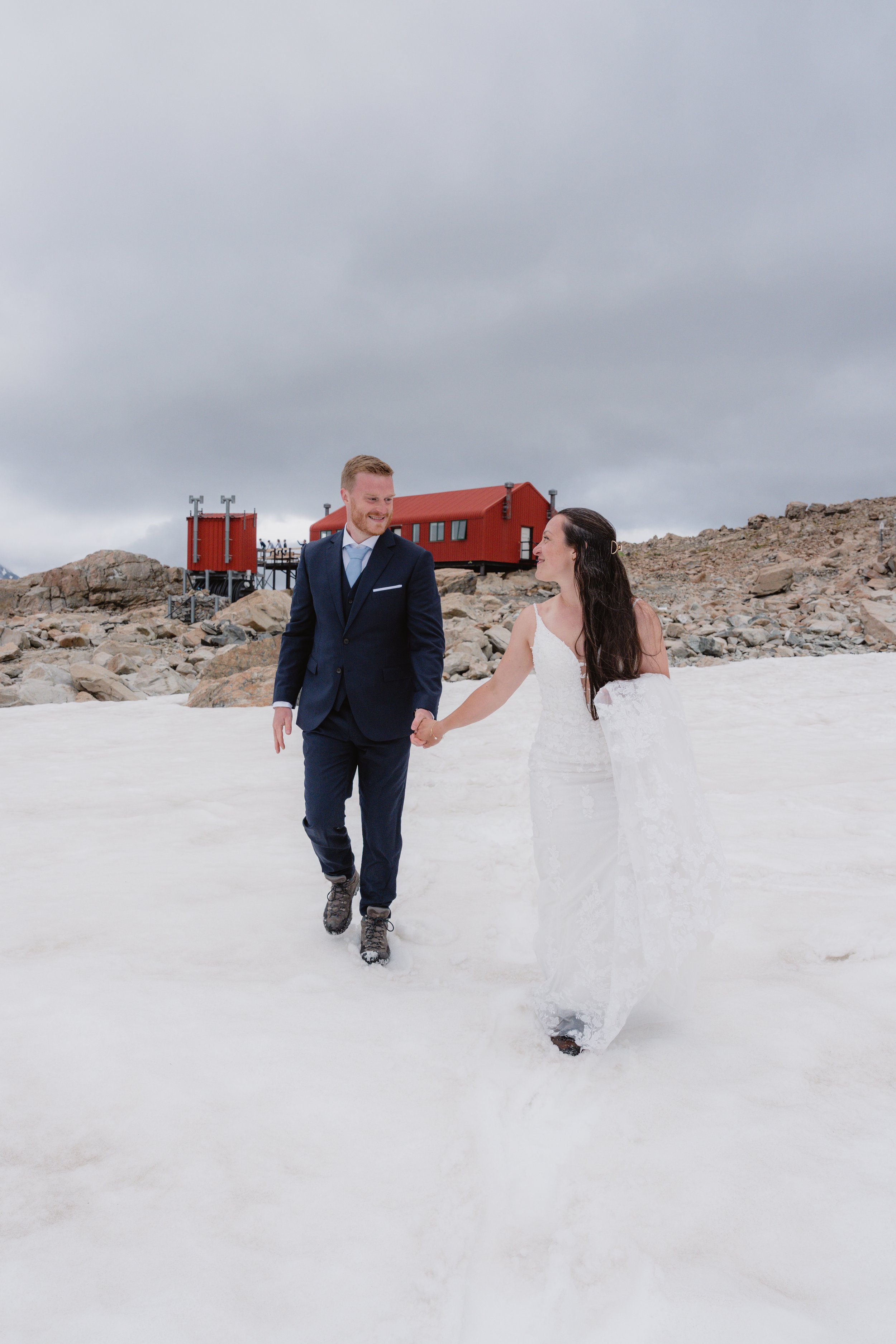 Victoria & Dylan - Mueller Hut-228.jpg