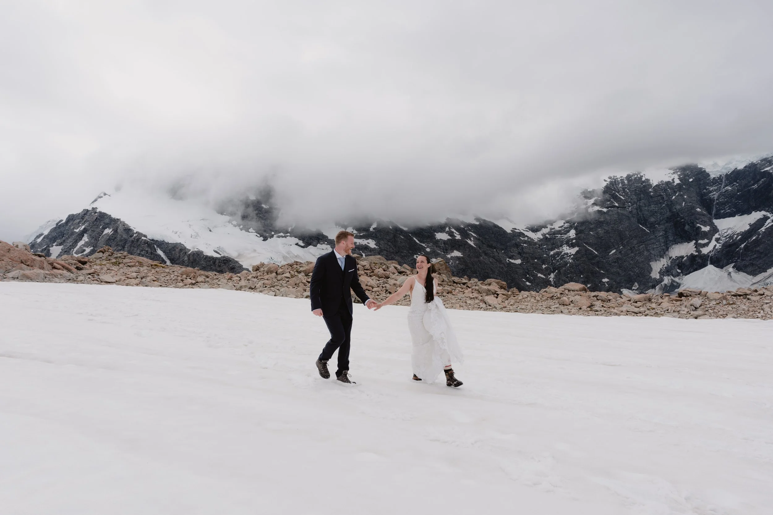 Victoria & Dylan - Mueller Hut-83.jpg