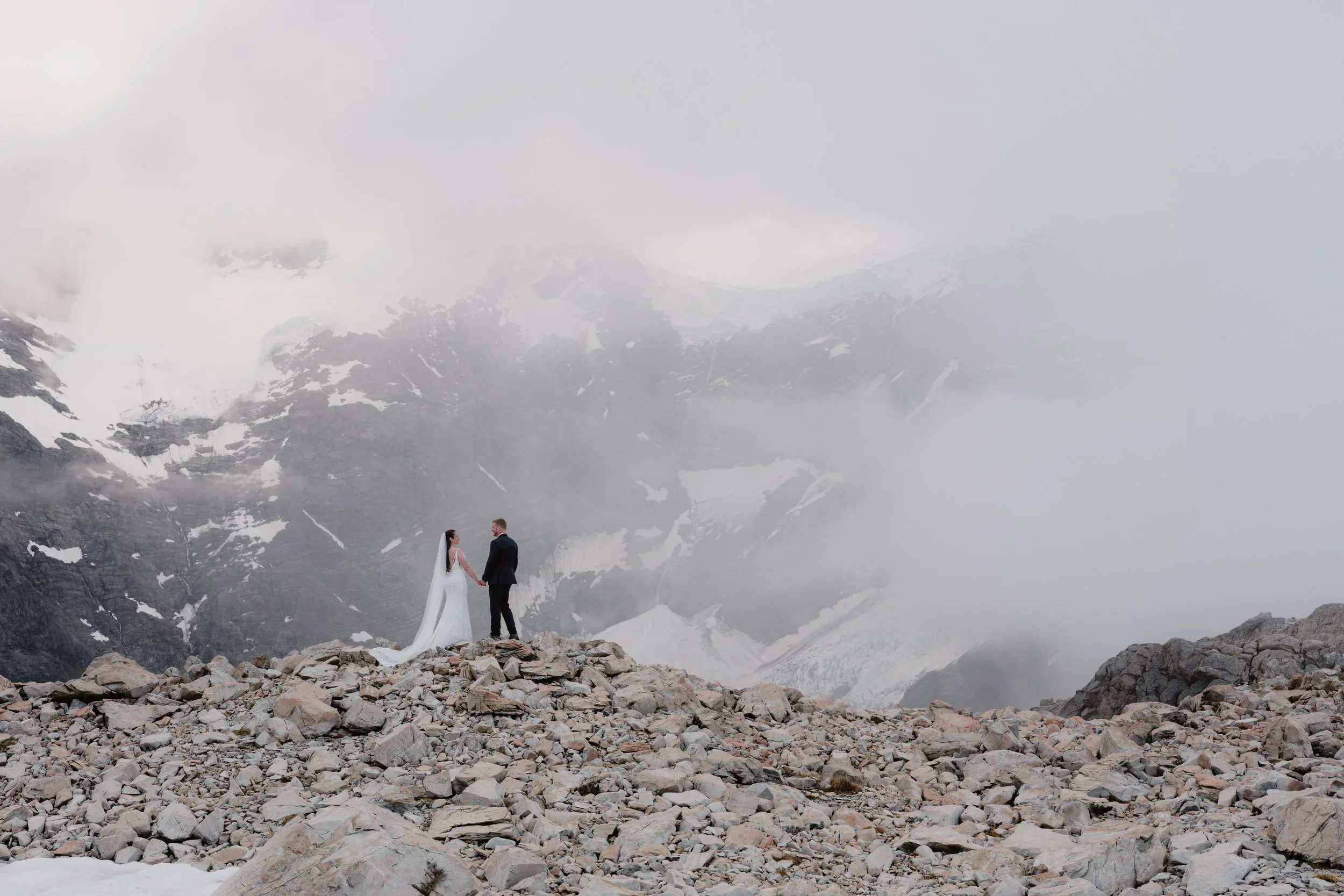 Victoria & Dylan - Mueller Hut-309.jpg