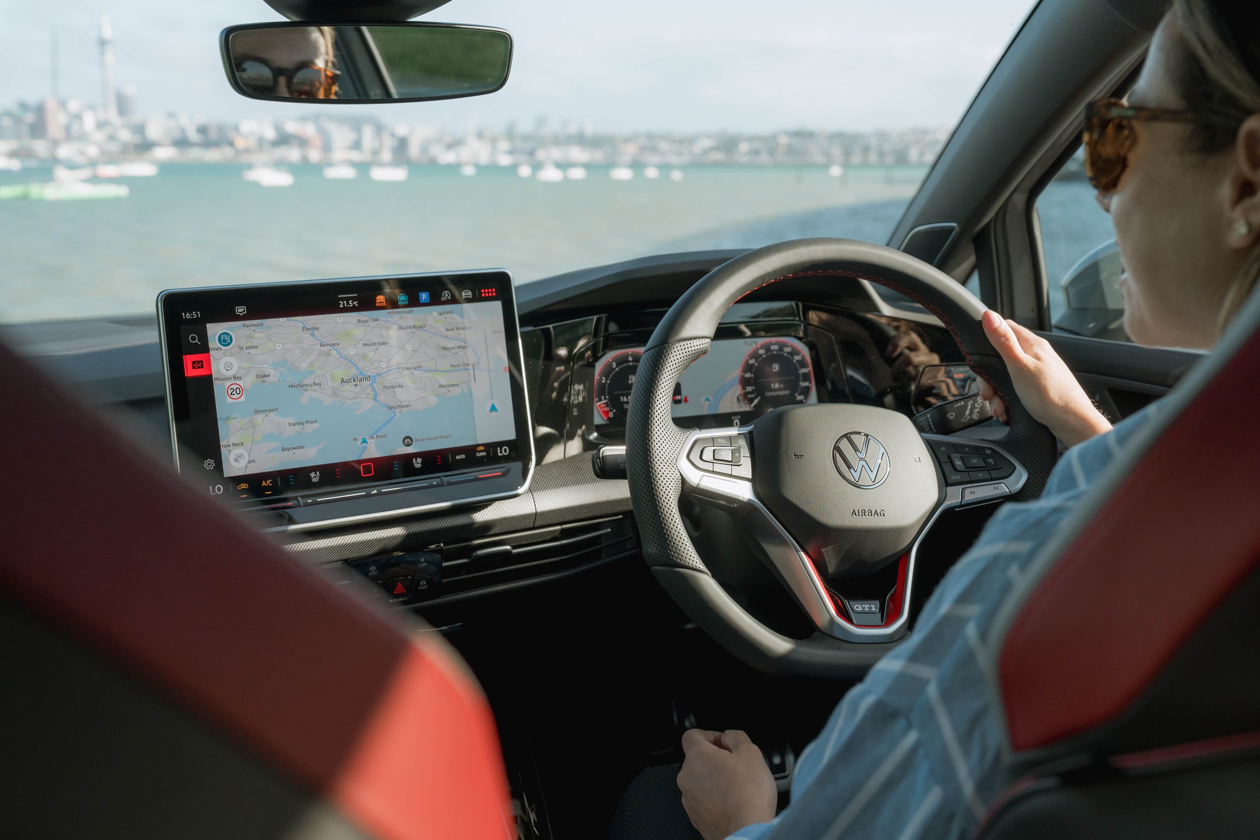 Scott Howes - Volkswagen Golf - Interior details 1.jpg