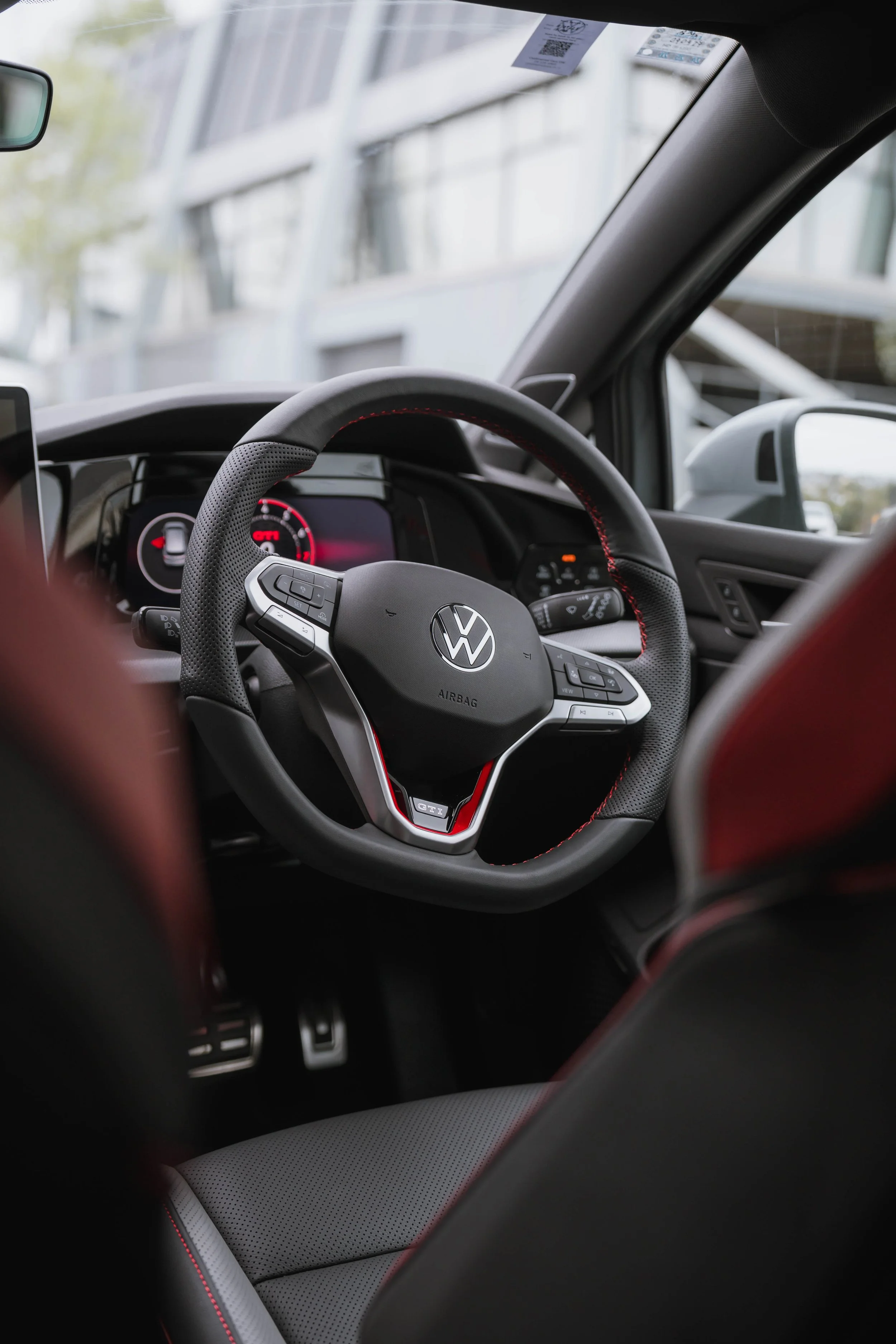 Scott Howes - Volkswagen Golf - Auckland steering wheel 1.jpg
