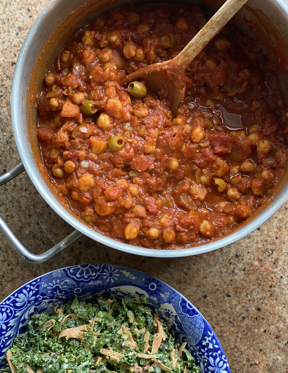 A big of of Moroccan chickpea tagine