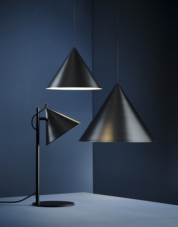 lampe de table orientable CONO en métal de Benny Frandsen - Woud