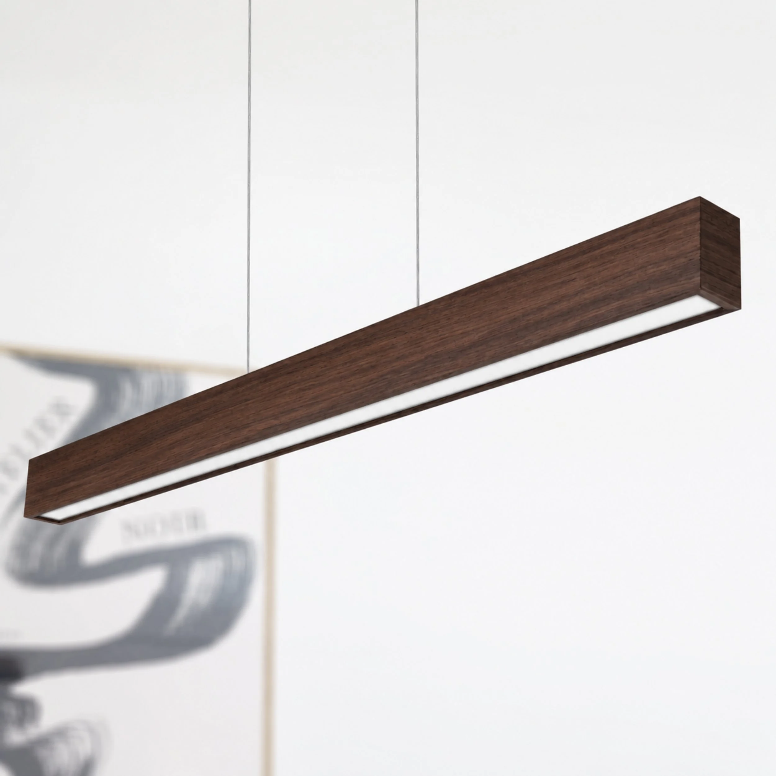 Pendelleuchte aus echtem Holz für den Esstisch. Reduziertes, modernes Design und Ausführung. Berührungslos dimmbar mit Gestensteuerung. Made in Austria.  In verschiedenen Ausführungen!