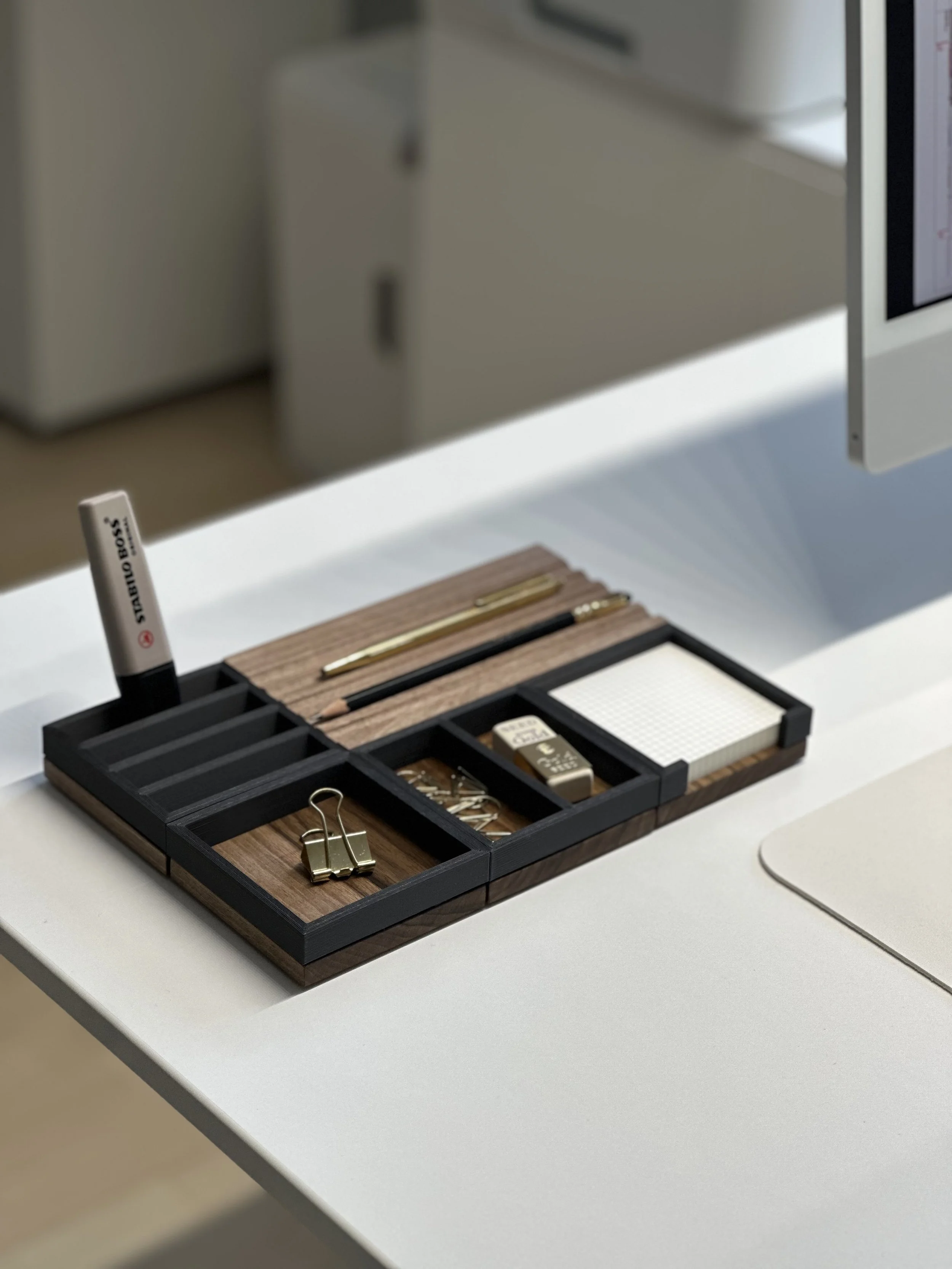 MODO Set 5 in Nussholz/Matte Ash Grey