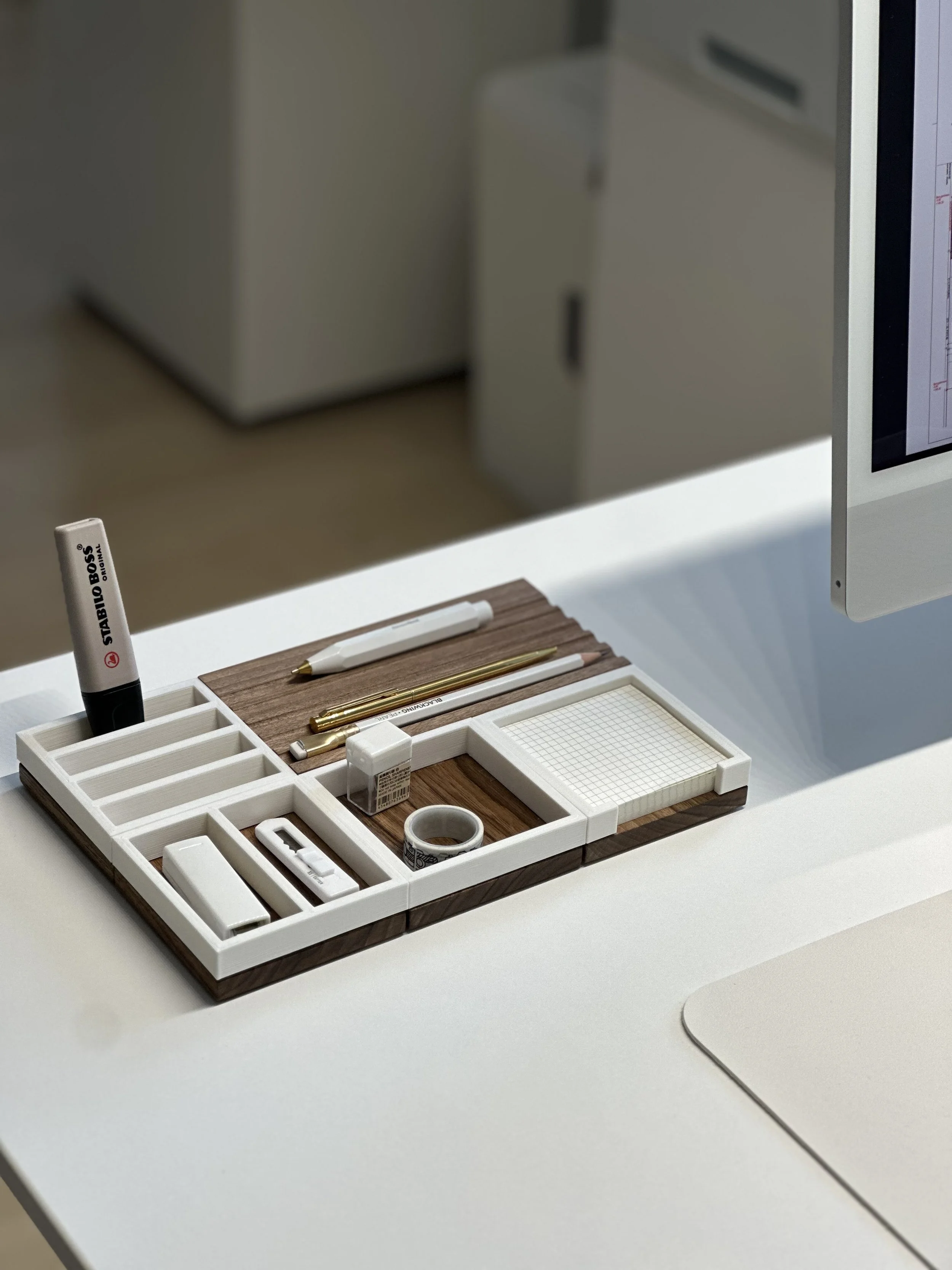 MODO Set 5 in Nussholz/Matte Cotton White