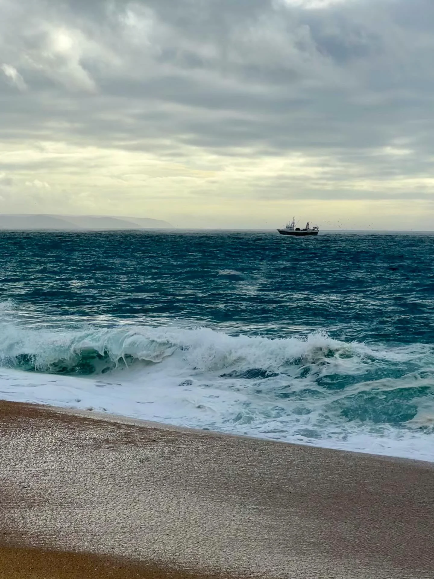 Fresh air. Big waves. No rush. How I want my days to feel - no matter where I am. #nazareportugal #saltyair #travelstateofmind