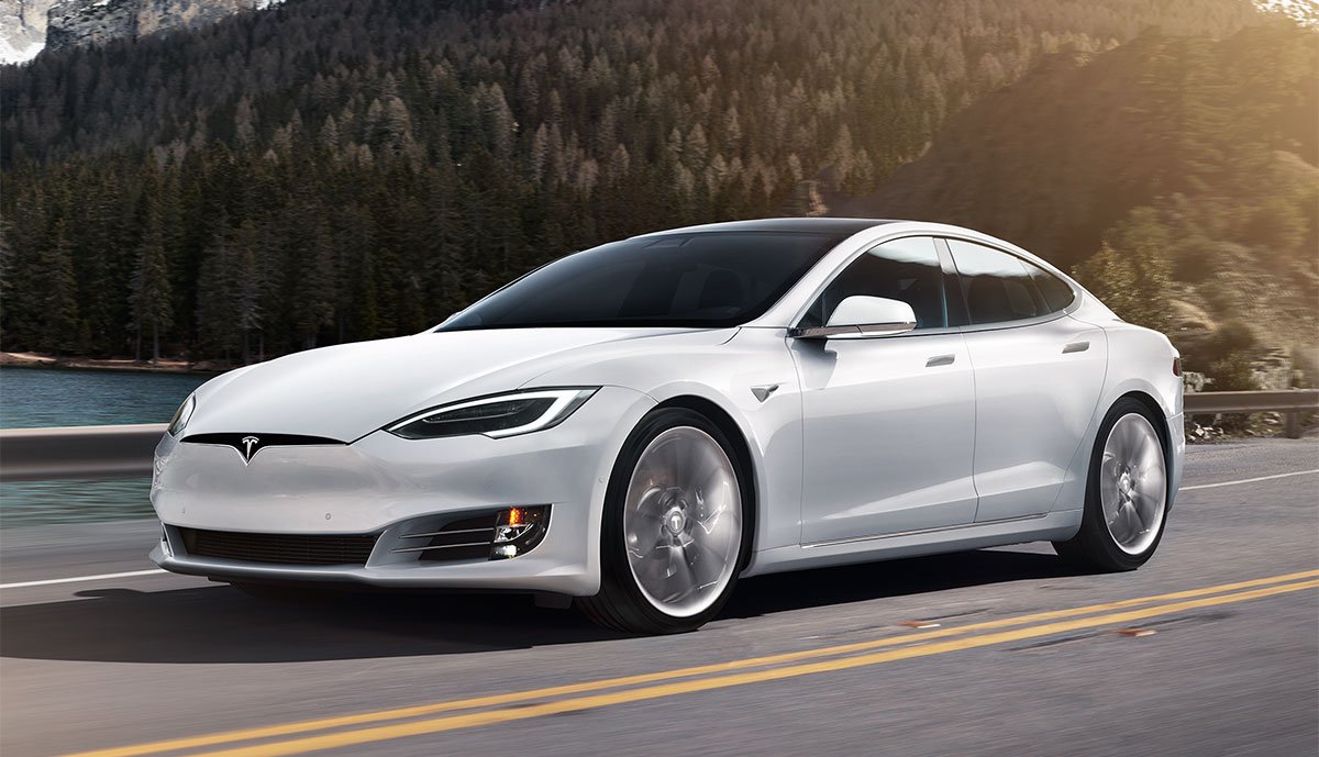 Tesla-Model-S-Standard-Reichweite-3-2019.jpg