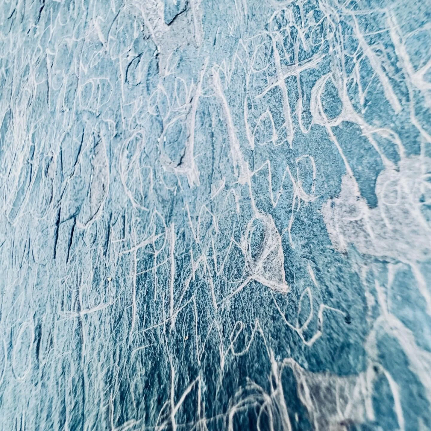 Scribbled whispers&hellip;
Sketchy explorations and new work for my solo show in May 🤫 

#graffiti #jwoho #wip #concretepoetry #secrets