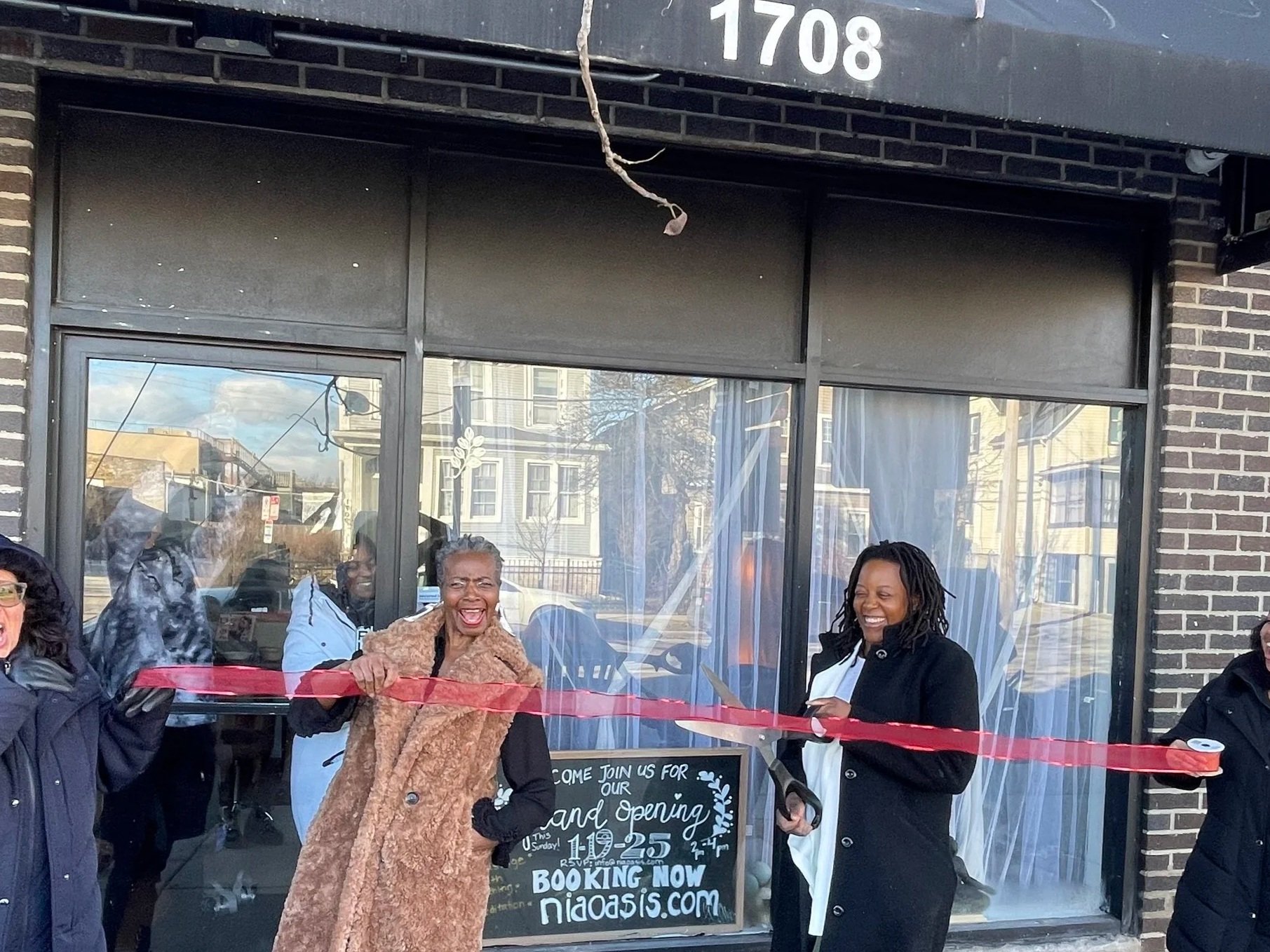 Grand Opening NIA Wellness Oasis at its original storefront location, 1708 Dodge Ave. Evanston, IL 1/19/2025