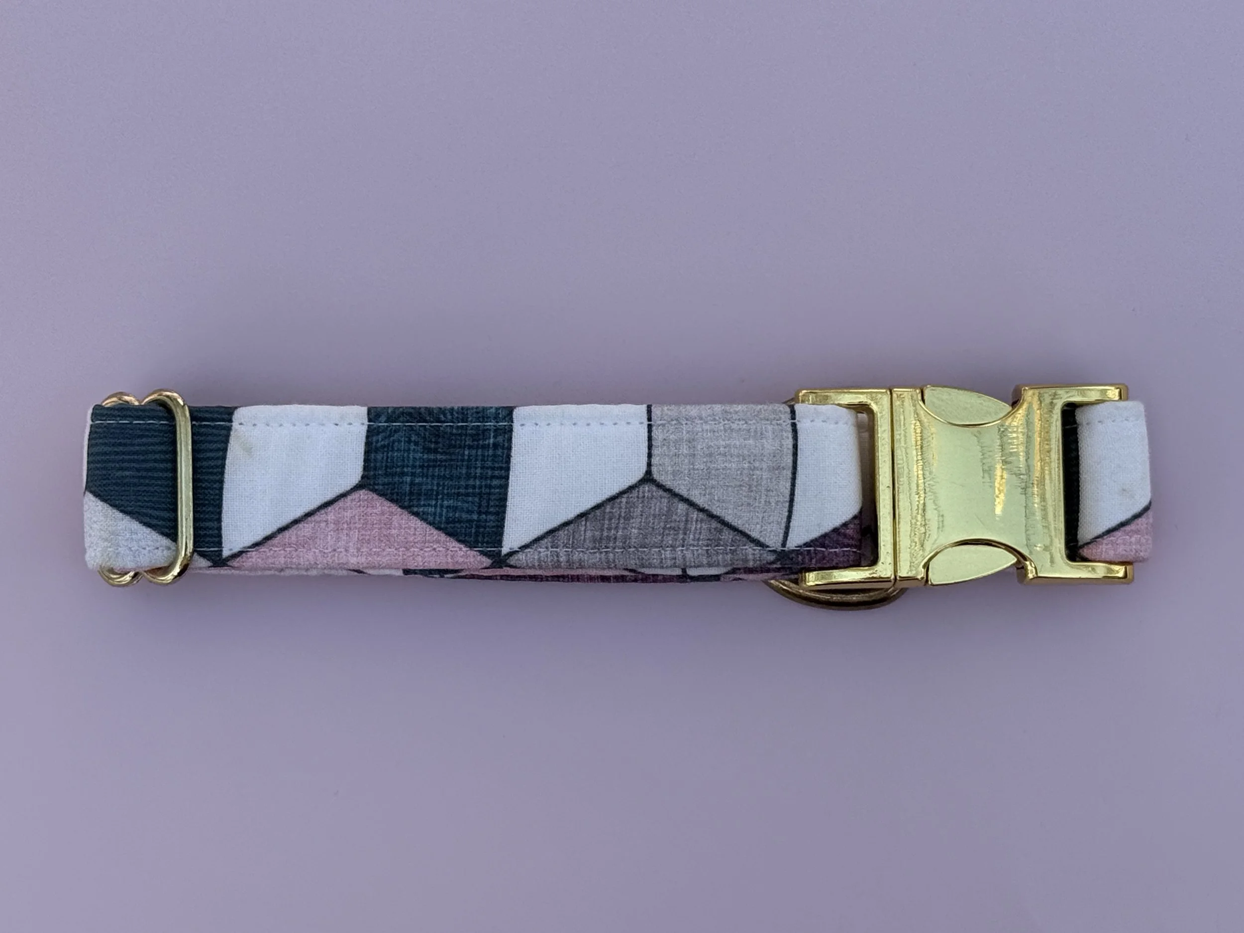 Kaleidoscope_PInk_Collar_Front (gold).jpeg