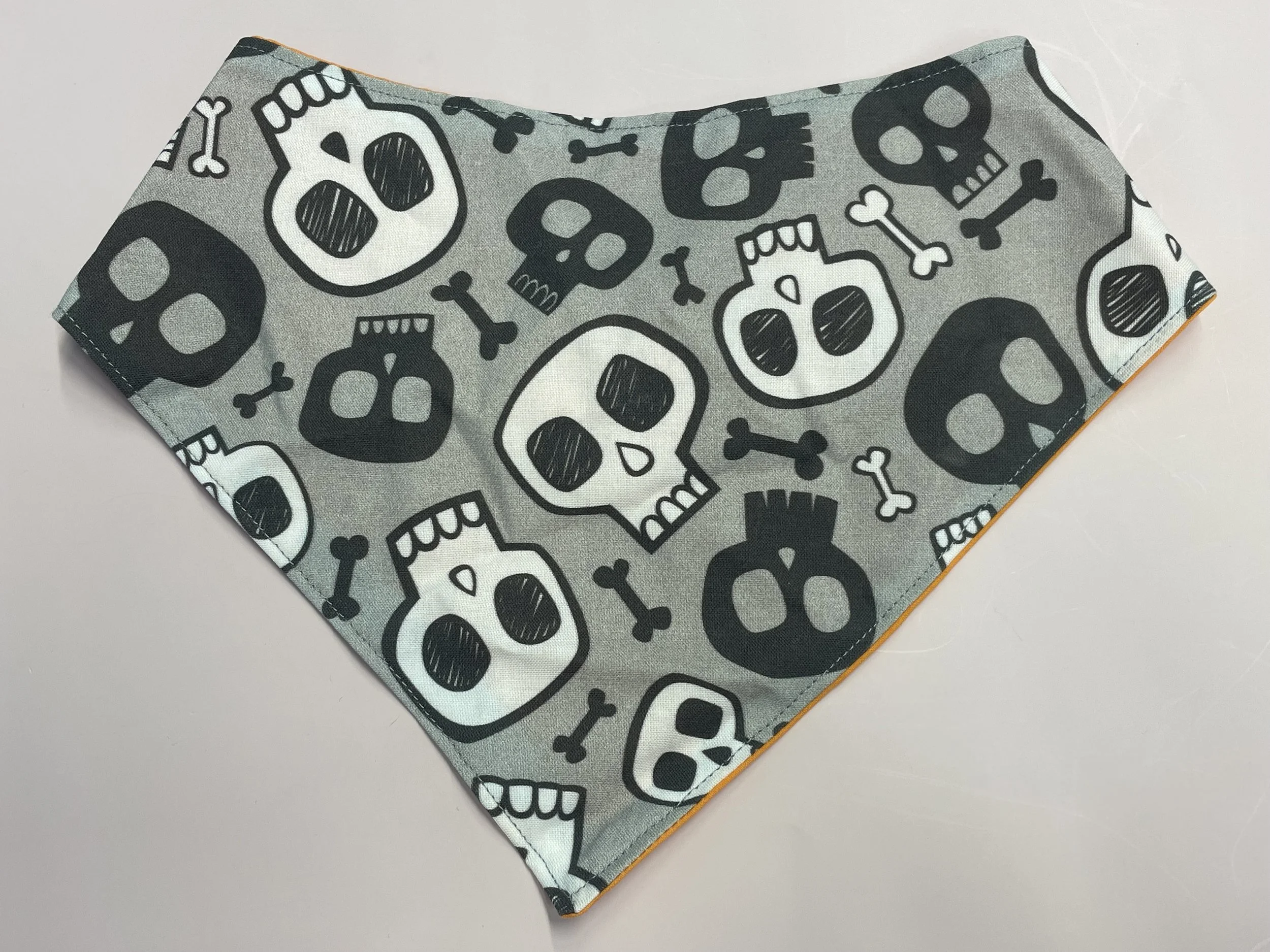 Skull and Bones on Grey bandana.jpeg