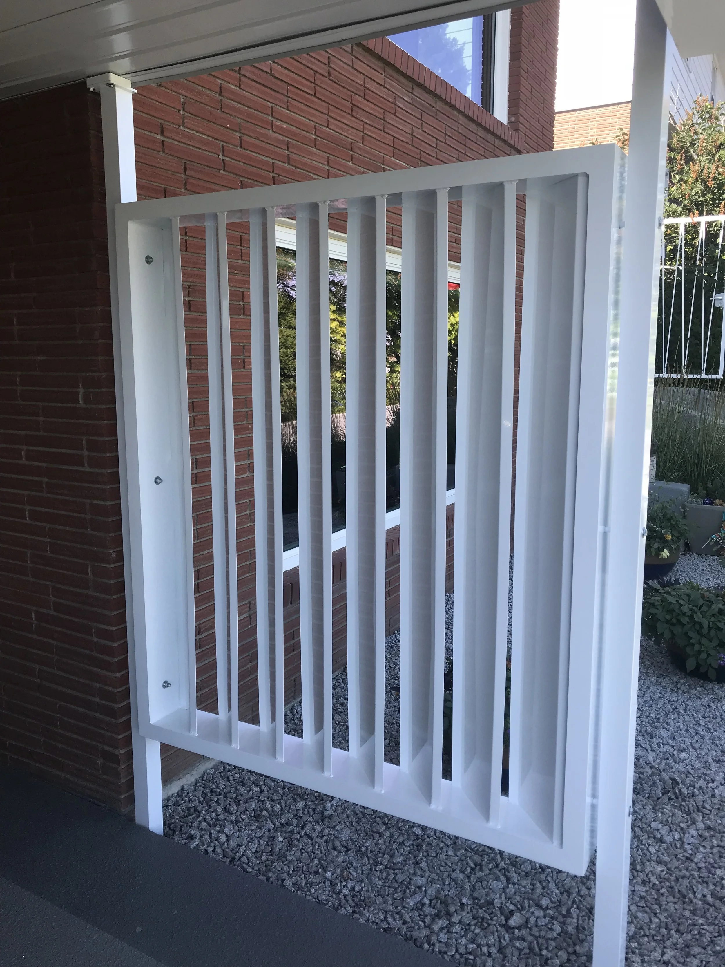 PRIVACY LOUVER 2.jpg