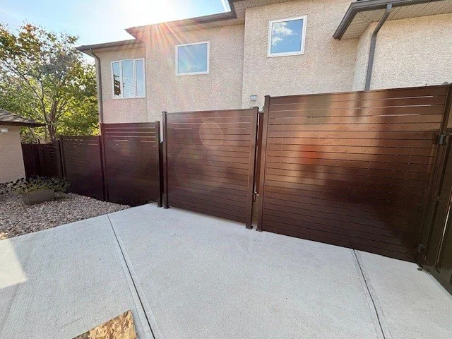 HORIZONTAL FENCE.jpg