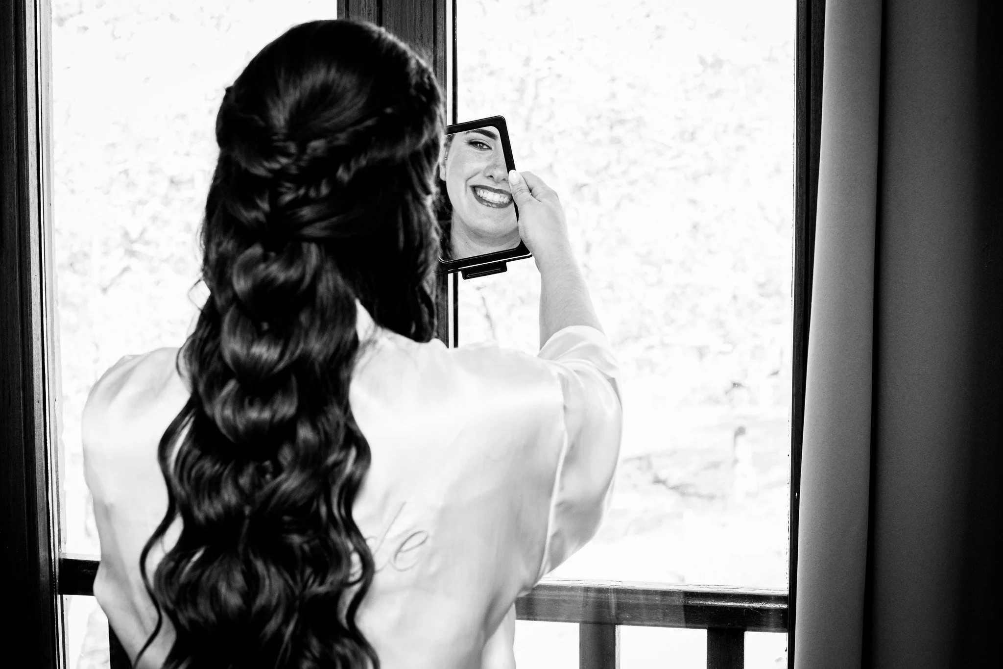 Aroa en B/N 🖤📸
Emoci&oacute;n, naturalidad... autenticidad ✨ Eso es lo que busco inmortalizar en cada boda para que, en cuanto recib&aacute;is el resultado completo, record&eacute;is cada minuto de vuestro gran d&iacute;a con una sonrisa 😉
&iquest