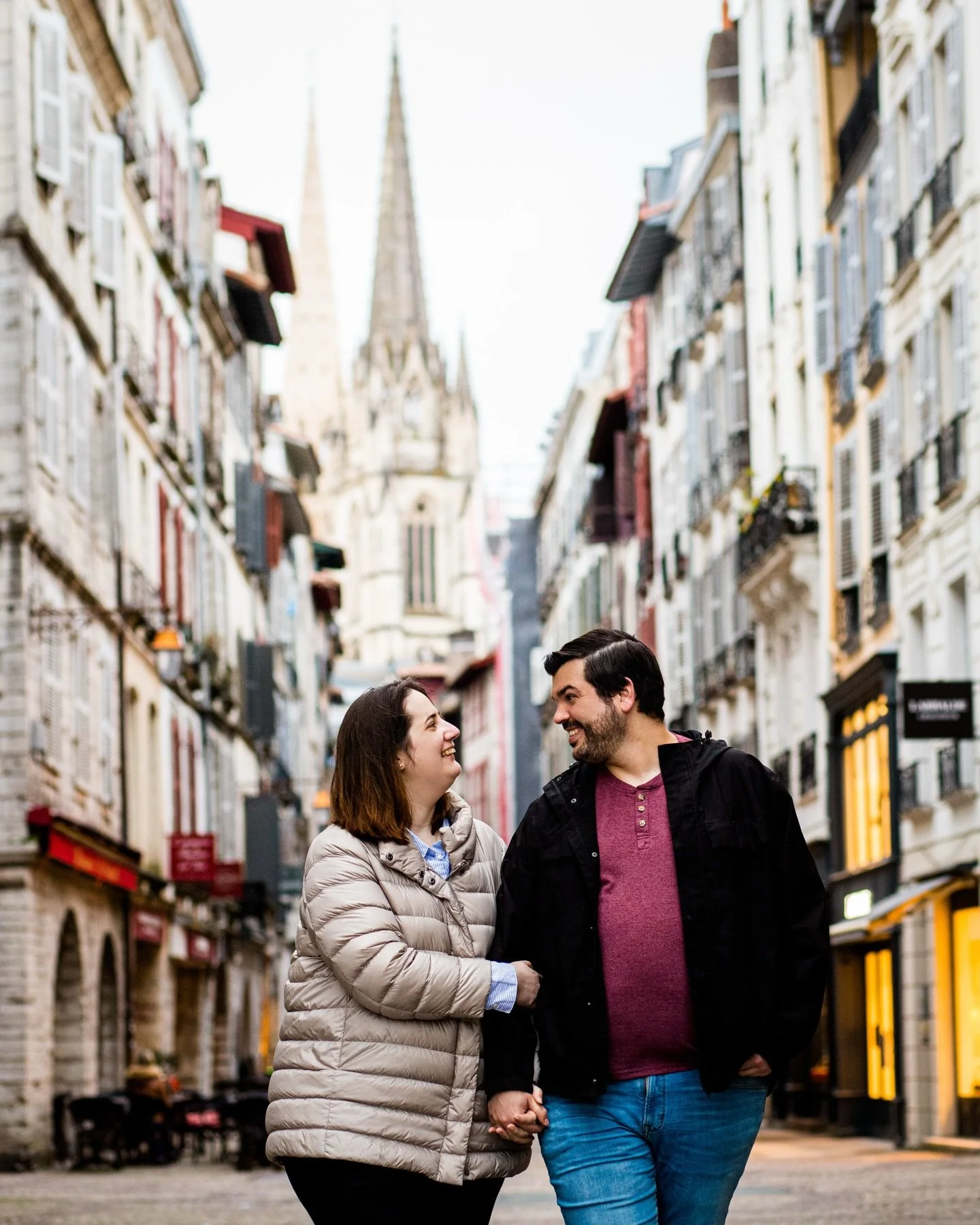 Primeras veces 📸💙
La primera toma de contacto con las parejas antes del gran d&iacute;a, siempre es especial ✨ Pero si a esto le a&ntilde;ades un lugar con encanto y el buen rollo&hellip; &iexcl;Nada puede salir mal 😉!
Si te casas en 2026-2027 y q