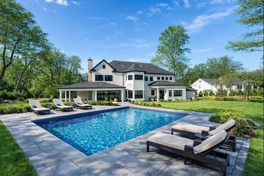 Dreaming of warmer days in Old Tappan! We loved this modern aesthetic! Take a glimpse of our open flow from the kitchen at the back of the house through the next couple of pictures! 

This house has a number of unique rooms that we&rsquo;d love to sh