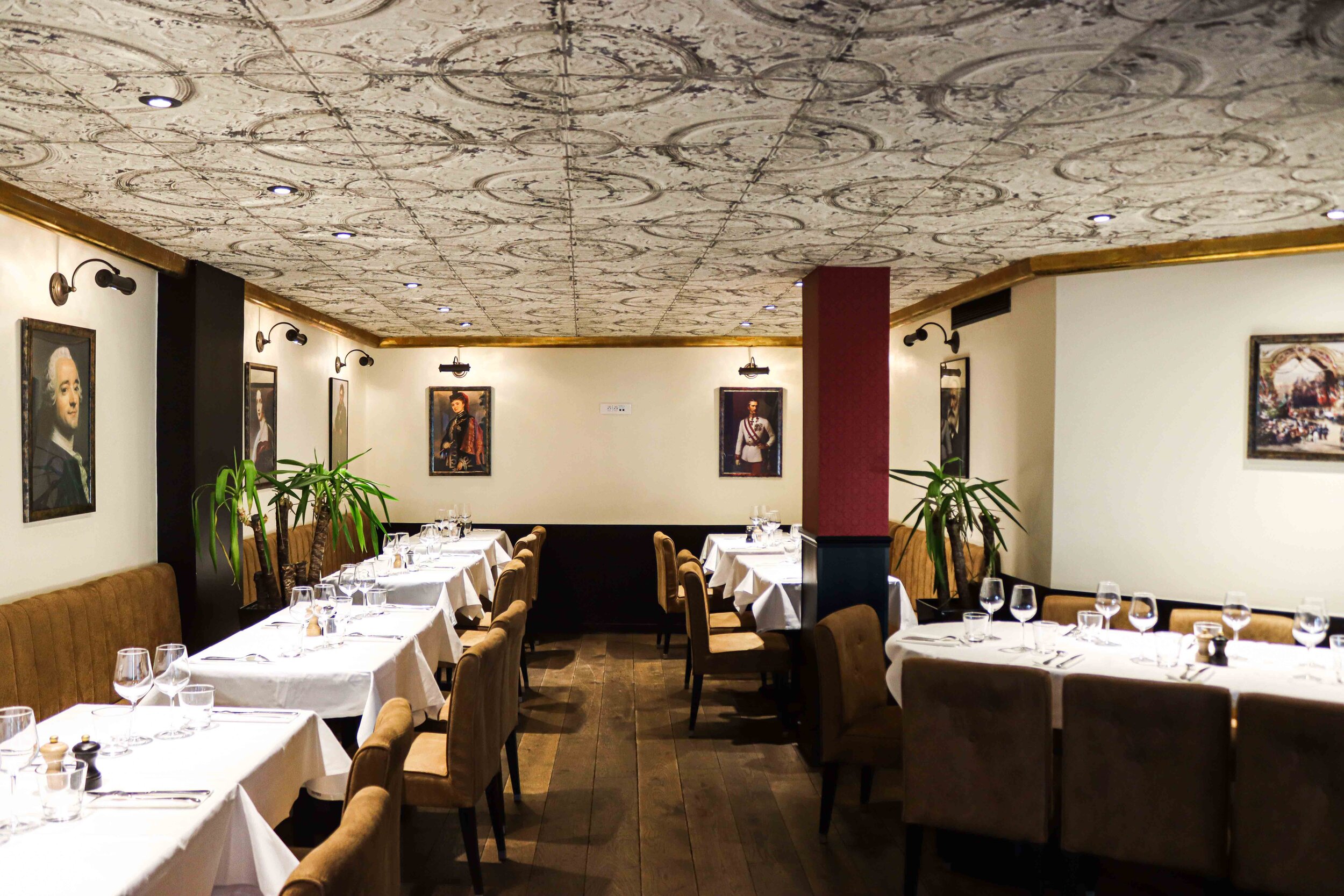 Salon Napoleon in the brasserie Sacré Frenchy for a sit-down dinner or afterwork