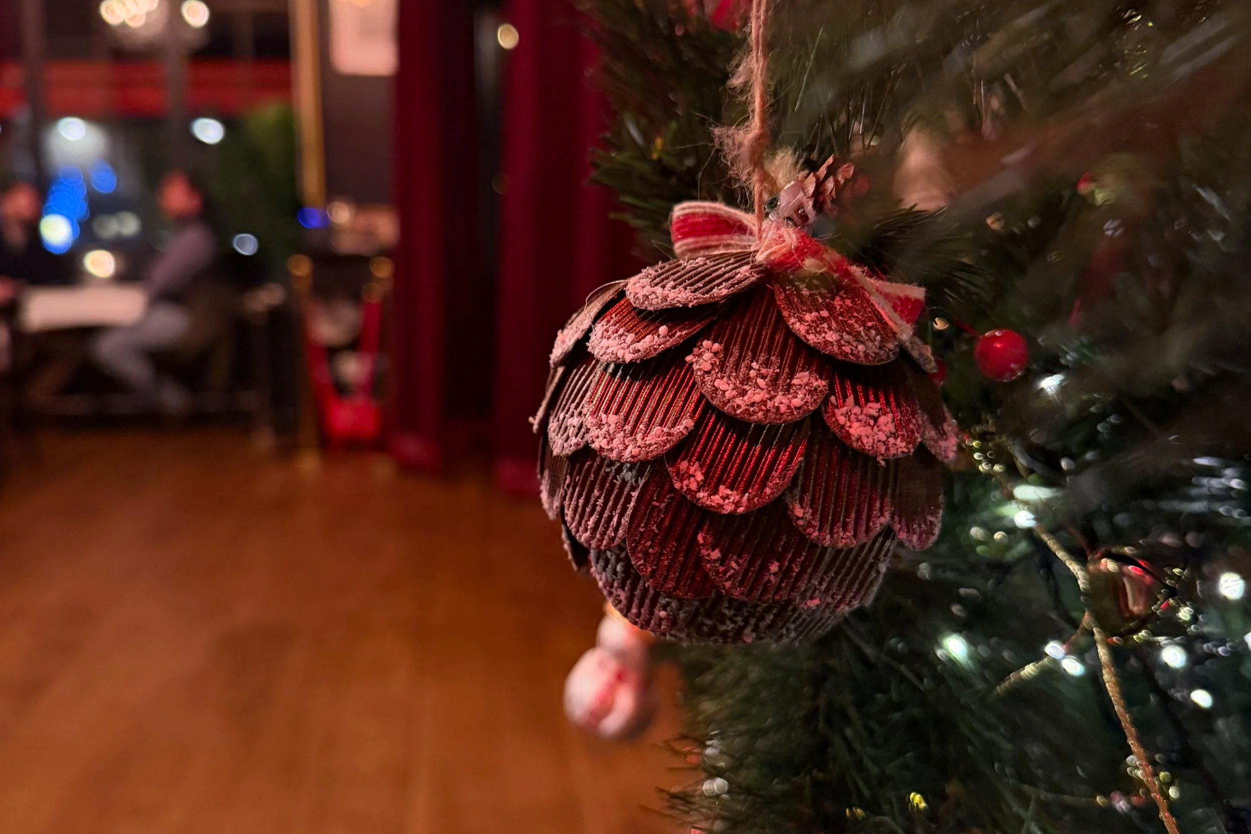 ✨Joyeux Noël de toute l’équipe Sacré Frenchy🎄