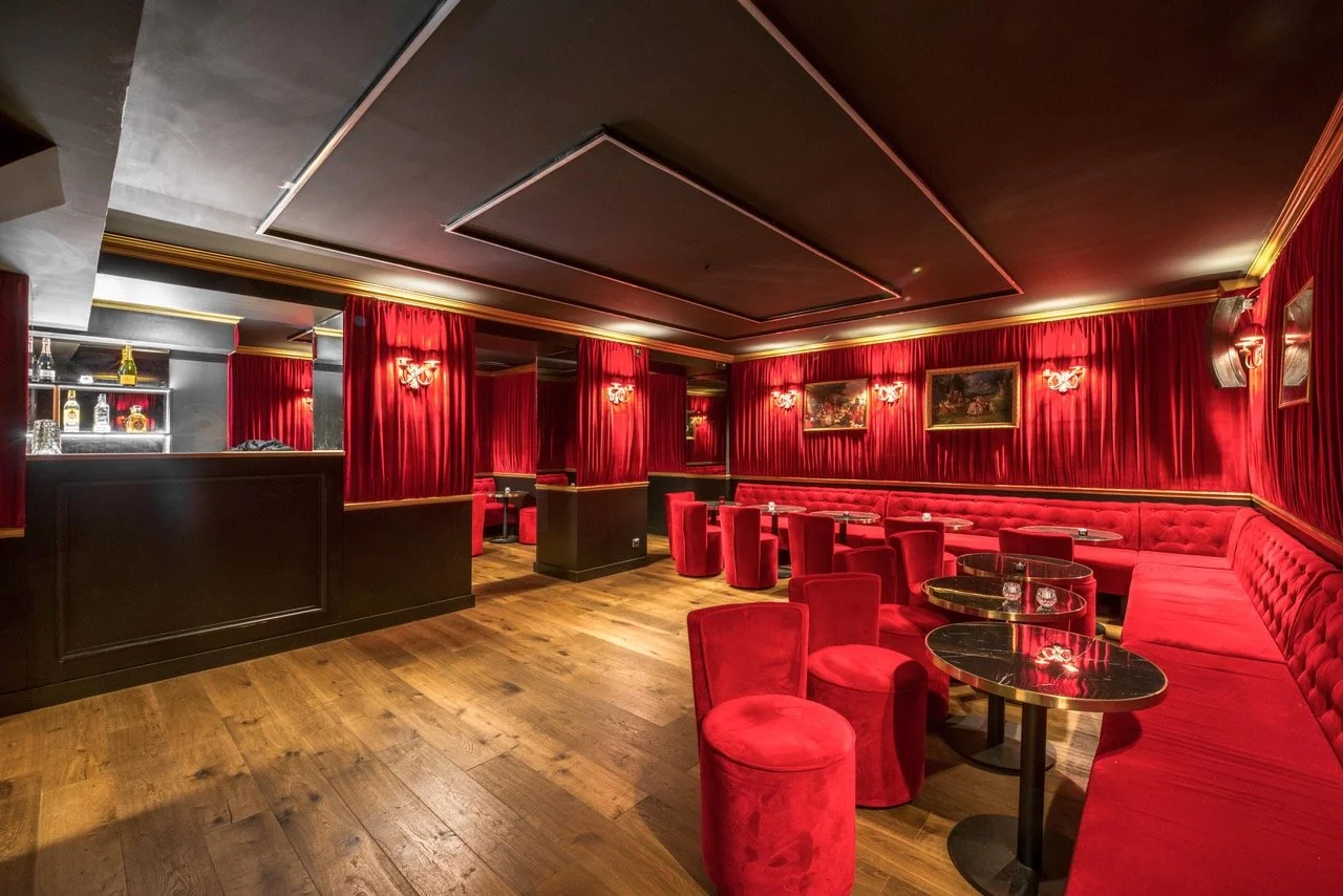 photo_salon_pompadour_sacre-frenchy