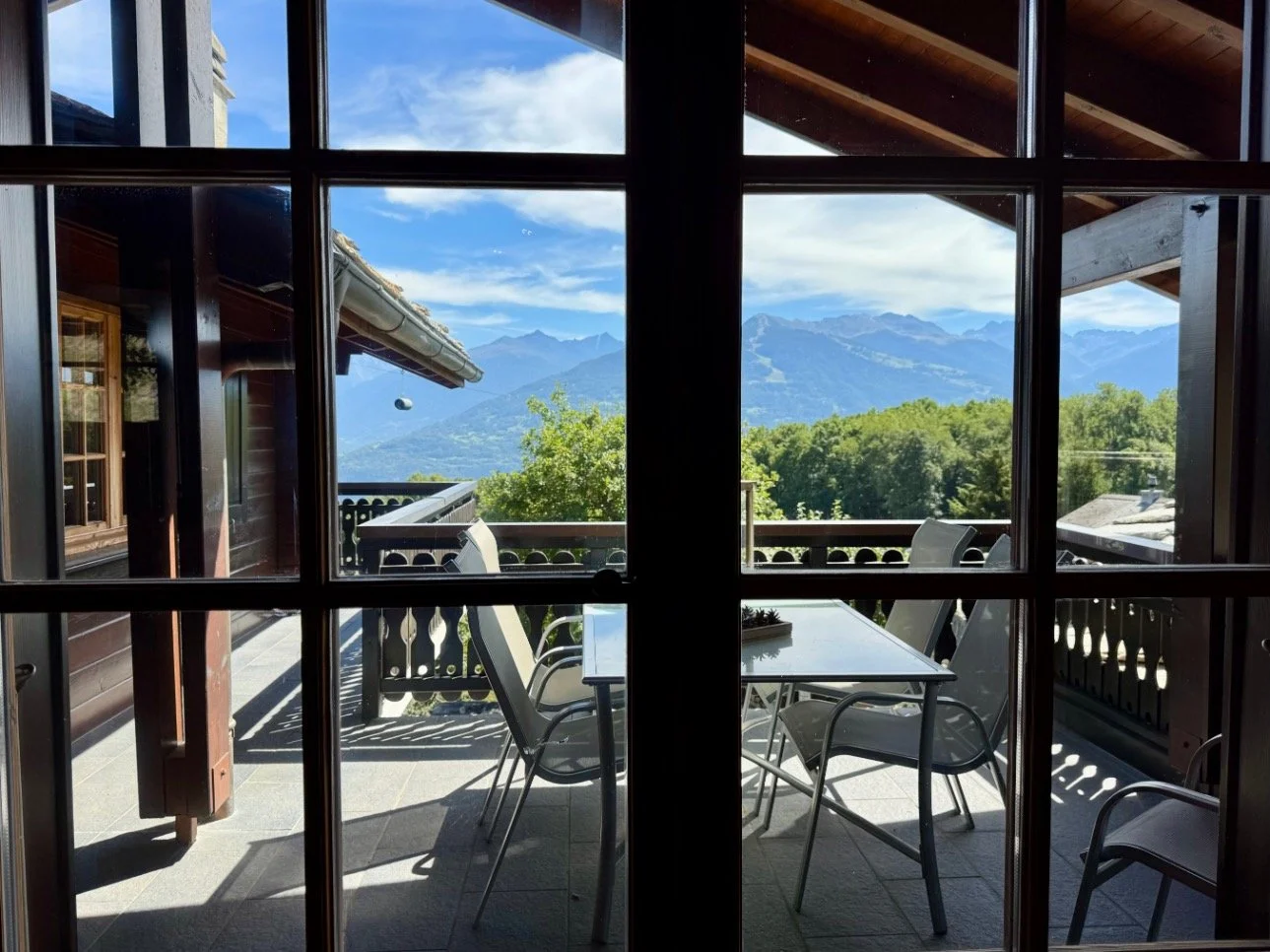 015_Savièse_chalet_Smaal_Swiss_Immo.jpg