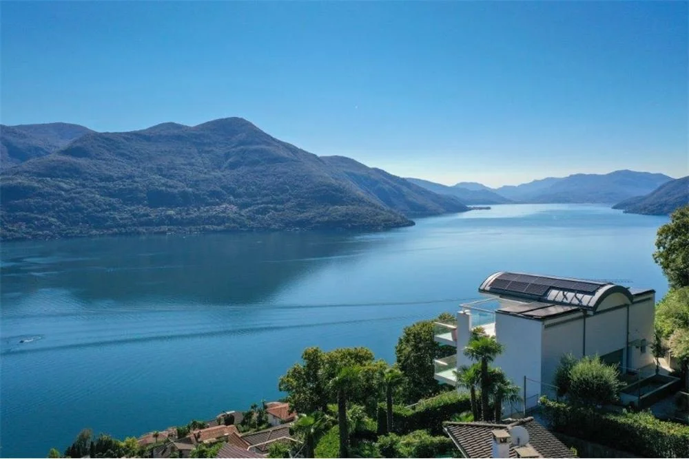 012_Brissago_villa_Smaal_Swiss_Immo.jpg