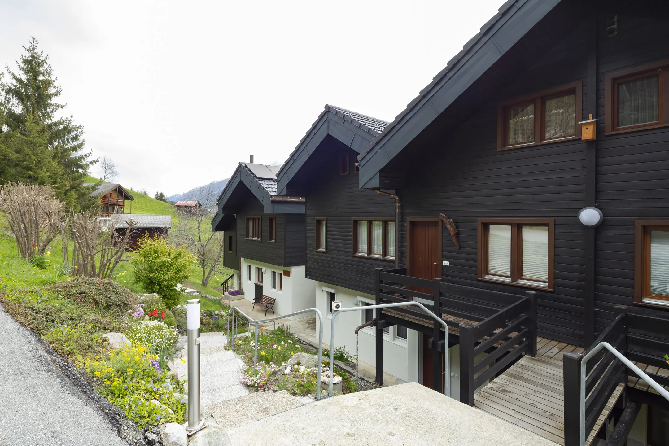 006_Lax_appartement_Smaal_Swiss_Immo.jpg