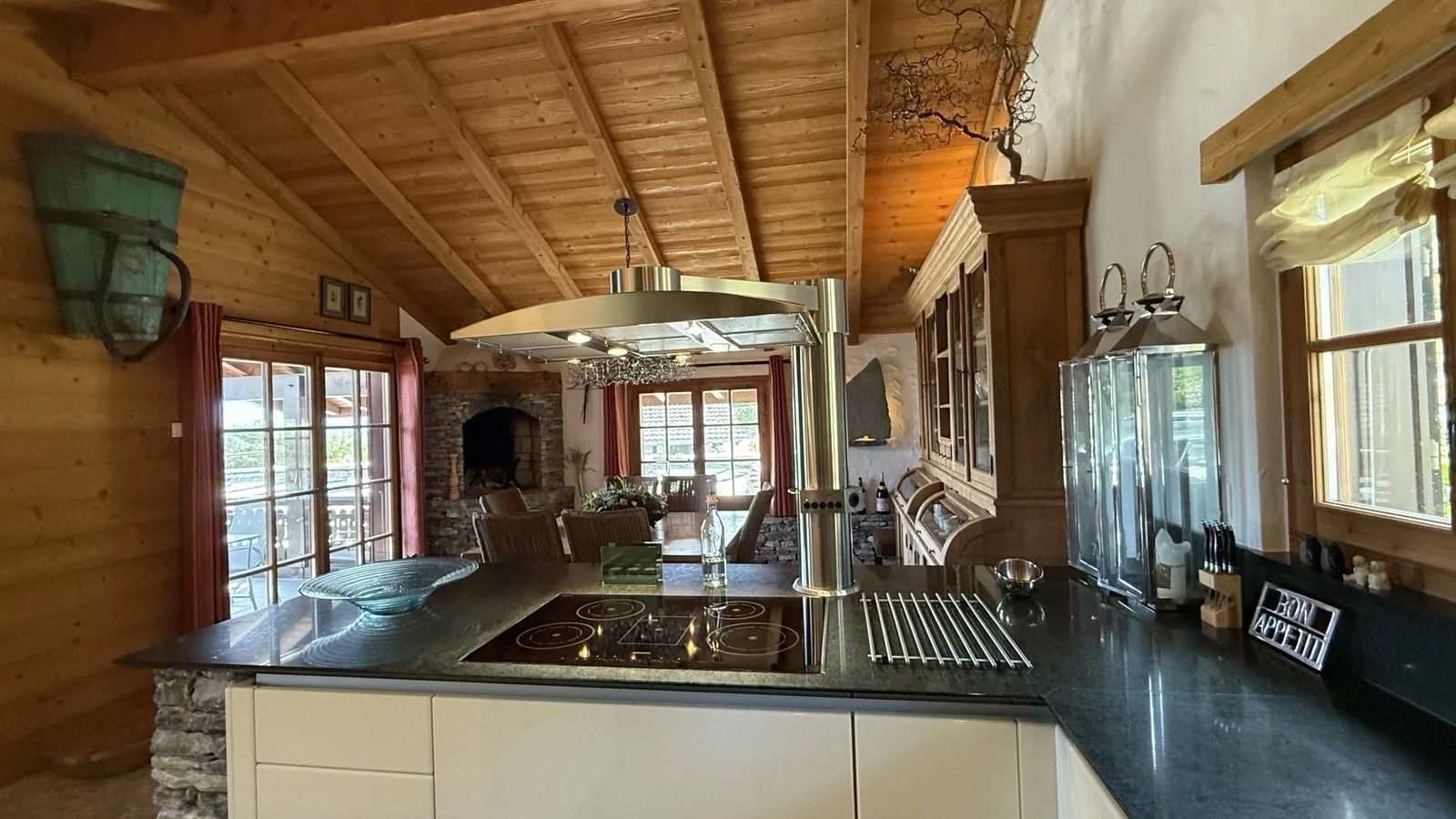014_Savièse_chalet_Smaal_Swiss_Immo.JPG