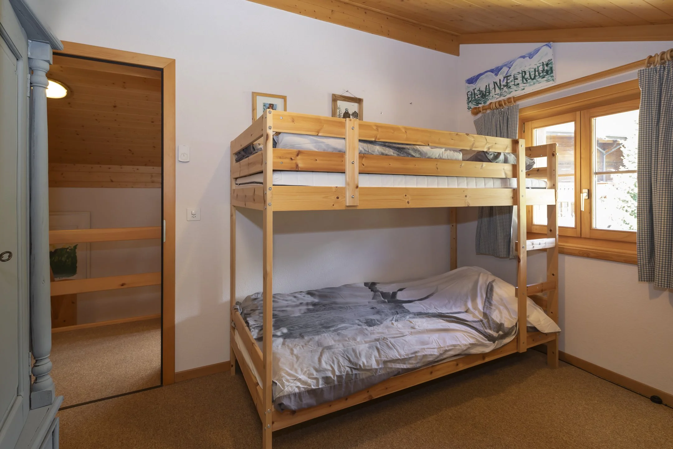 021_Château_d'Oex_appartement_G6_Smaal_Swiss_Immo.jpg