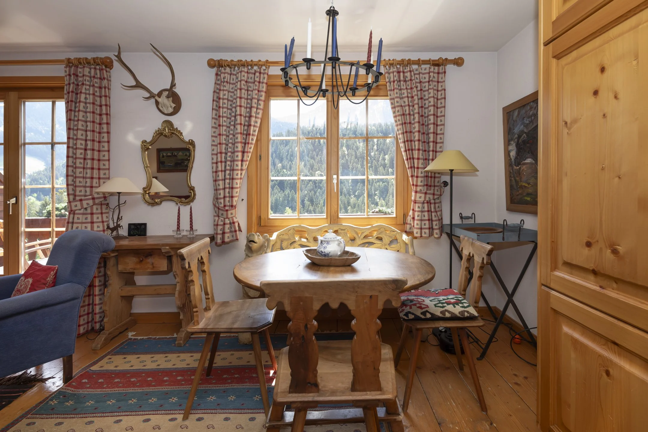 005_Château_d'Oex_appartement_G6_Smaal_Swiss_Immo.jpg
