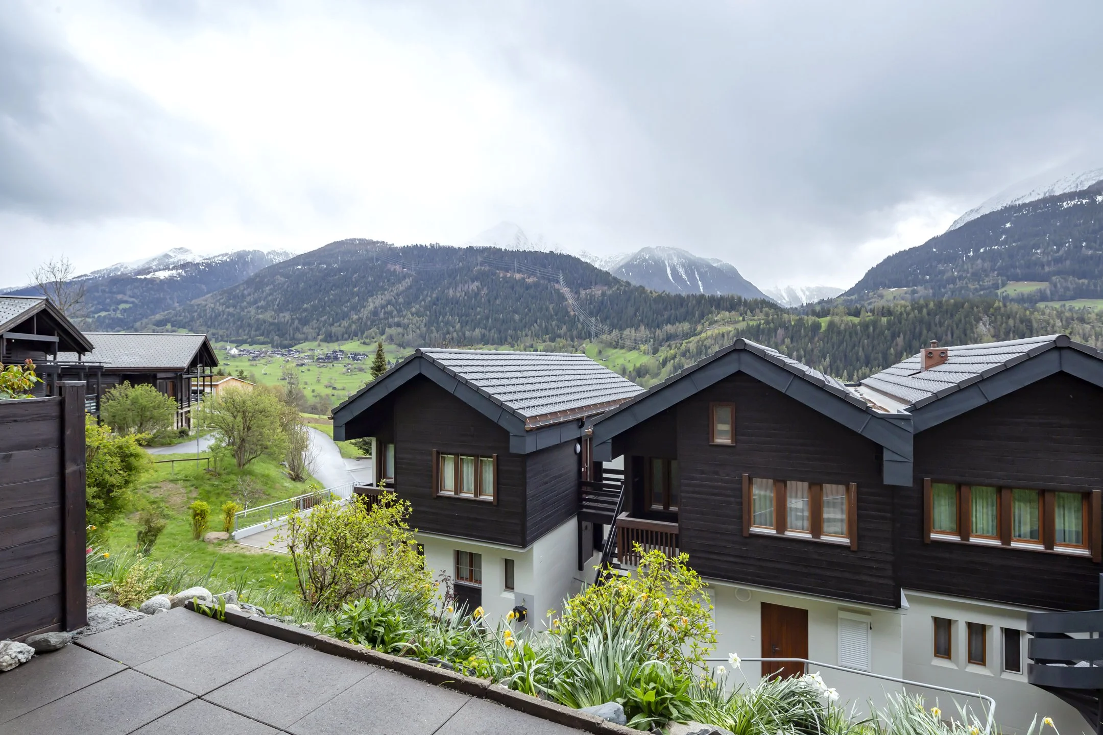 025_Lax_appartement_Smaal_Swiss_Immo.jpg