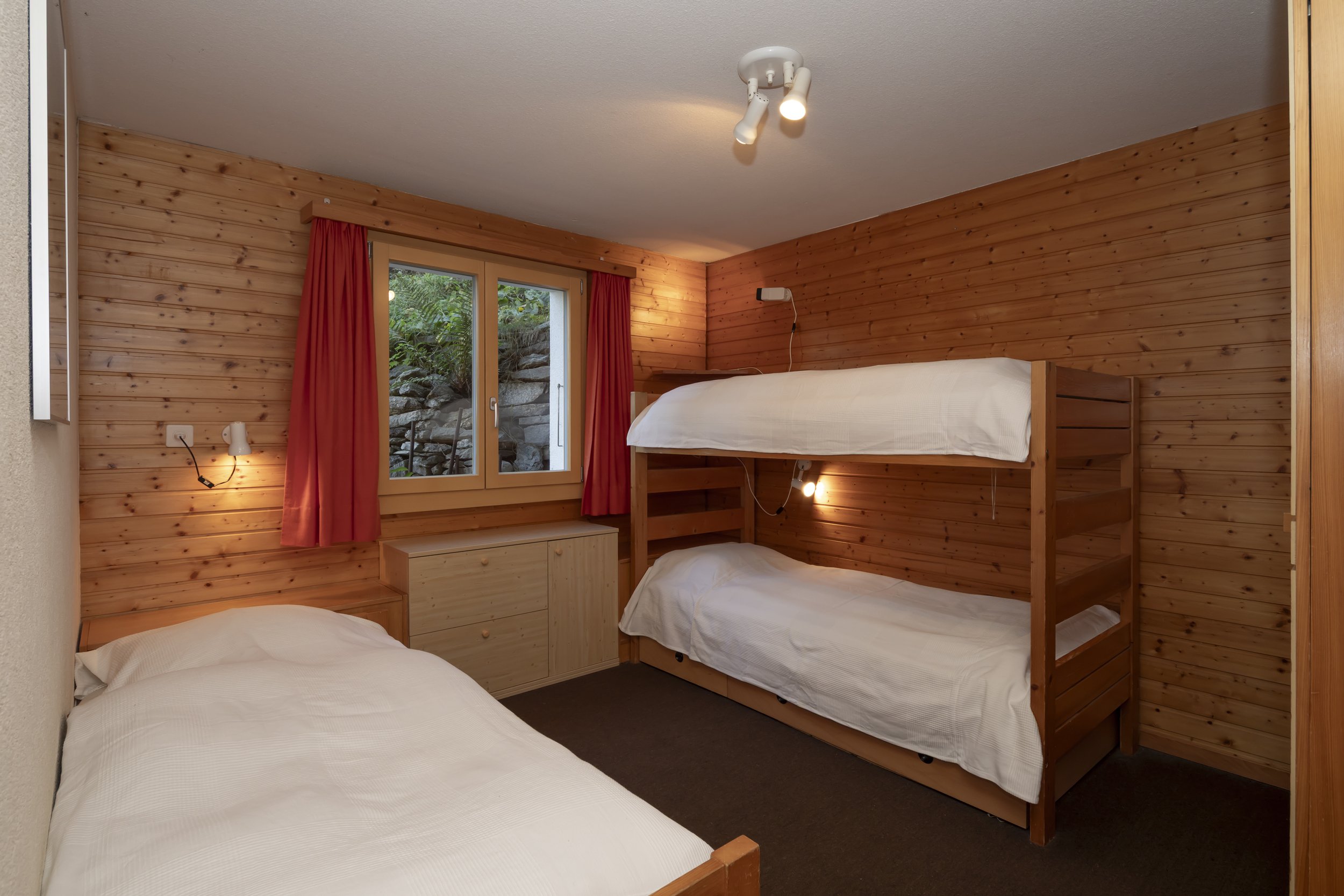 016_Grächen_chalet_Smaal_Swiss_Immo.jpg