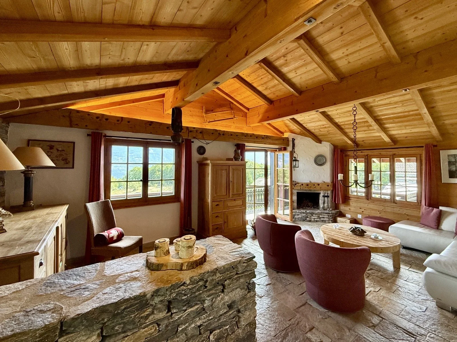 012_Savièse_chalet_Smaal_Swiss_Immo.JPG