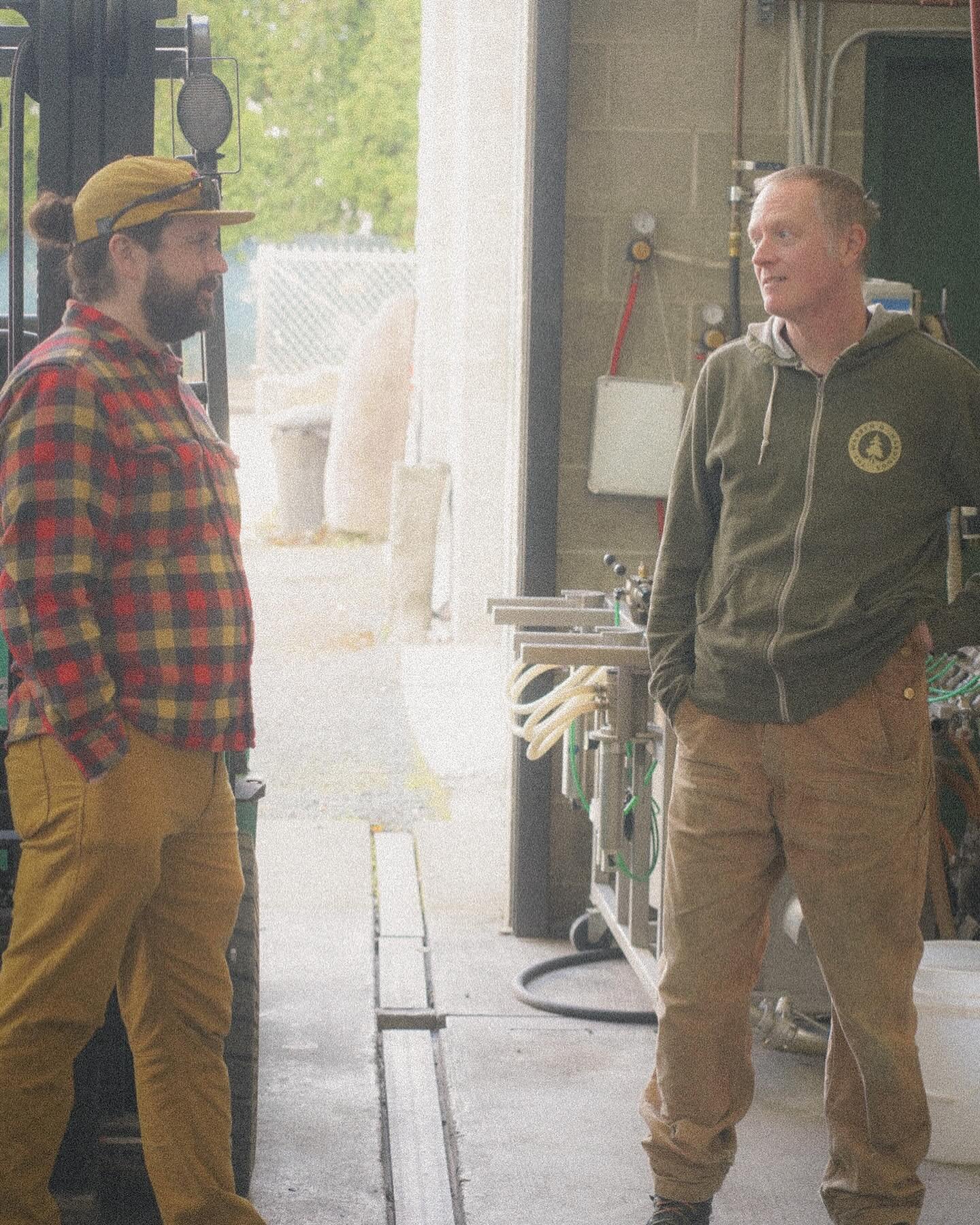 We had the distinct pleasure of brewing with the @lowercasebeer folks this week. We really love spending time with John and Chris and always learn something while chatting. Chris was fixing a part for the @douglaslagerbeer bottle line and John was ge