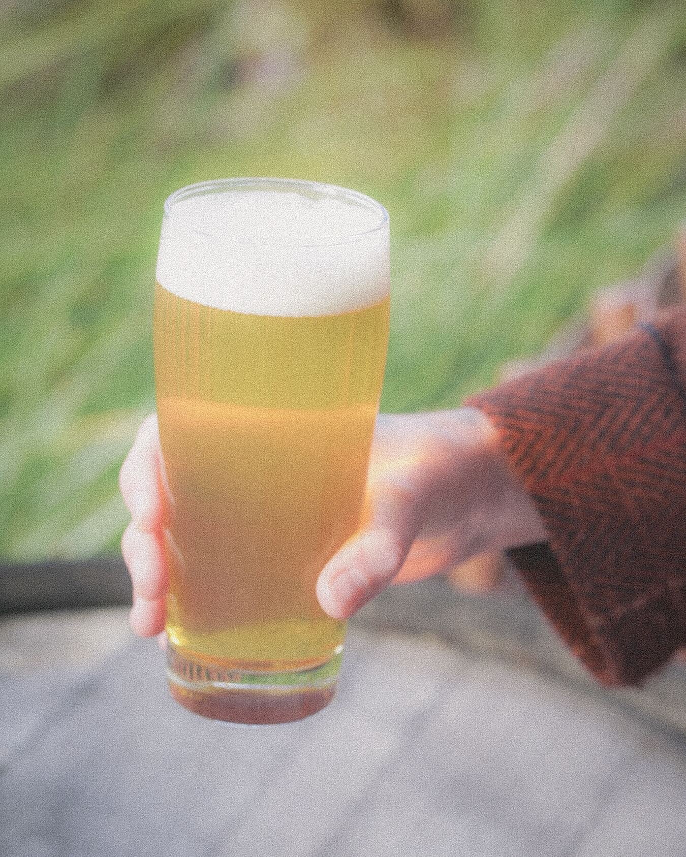 Take a big ol&rsquo; HYPERSTEP over to the taproom and grab this brand new West Coast IPA from the mind of @tedthebrewer. Featuring a tasty blend of Idaho 7, Nelson Sauvin, Mosaic, Citra, and El Dorado hops, HYPERSTEP has a nice note of pithy citrus 