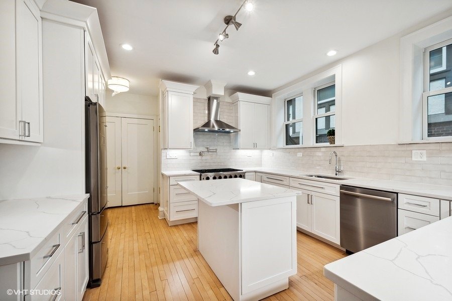 07_1106JudsonAve_Unit1_5_Kitchen_LowRes.jpeg